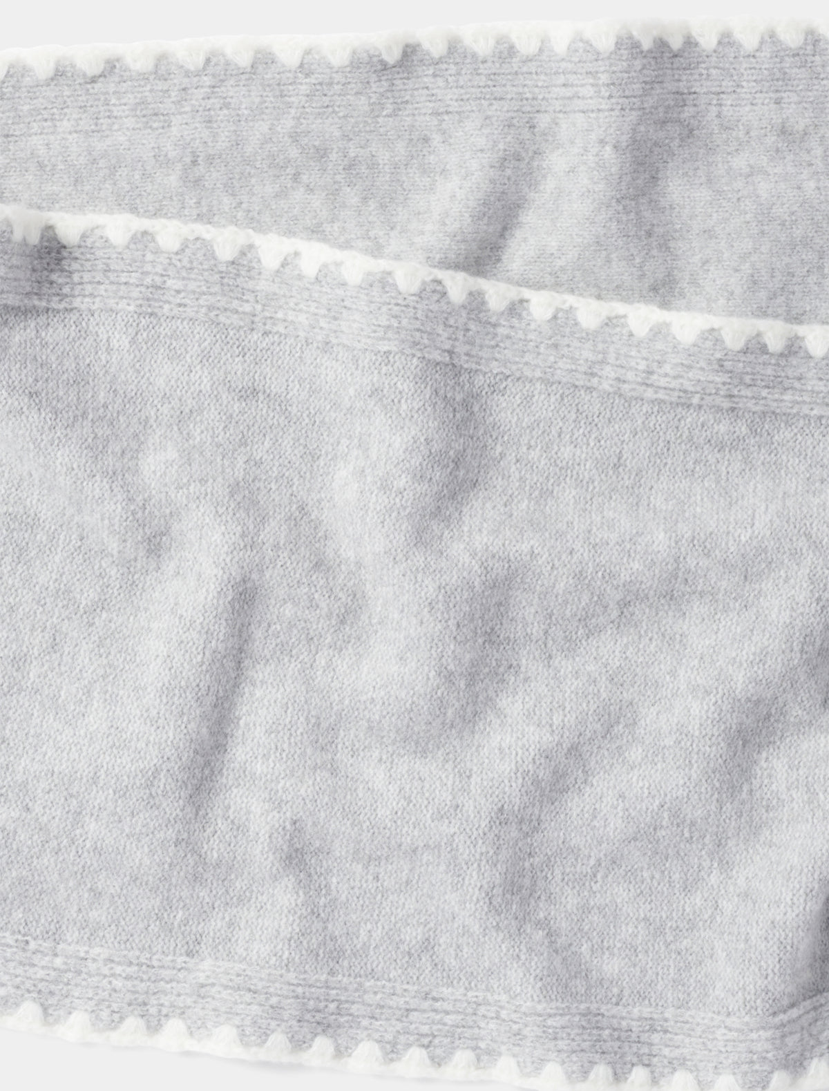 Tatum Stitch Detail Scarf Grey / White_mannequin