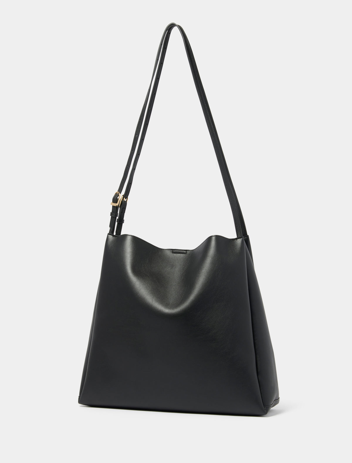 London Large Slouch Tote Black_mannequin