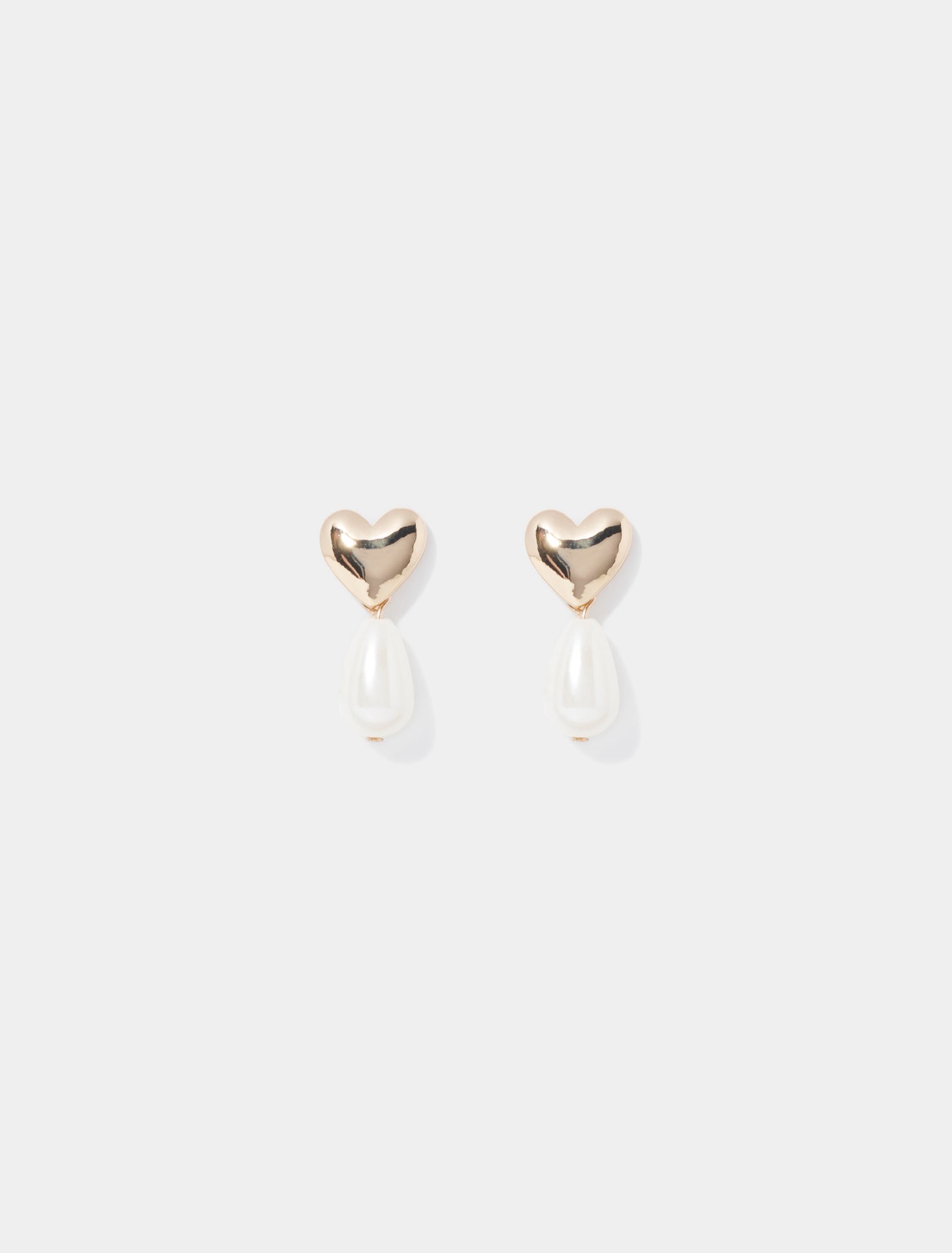 Pippa Pearl & Heart Earring Gold/Pearl_mannequin