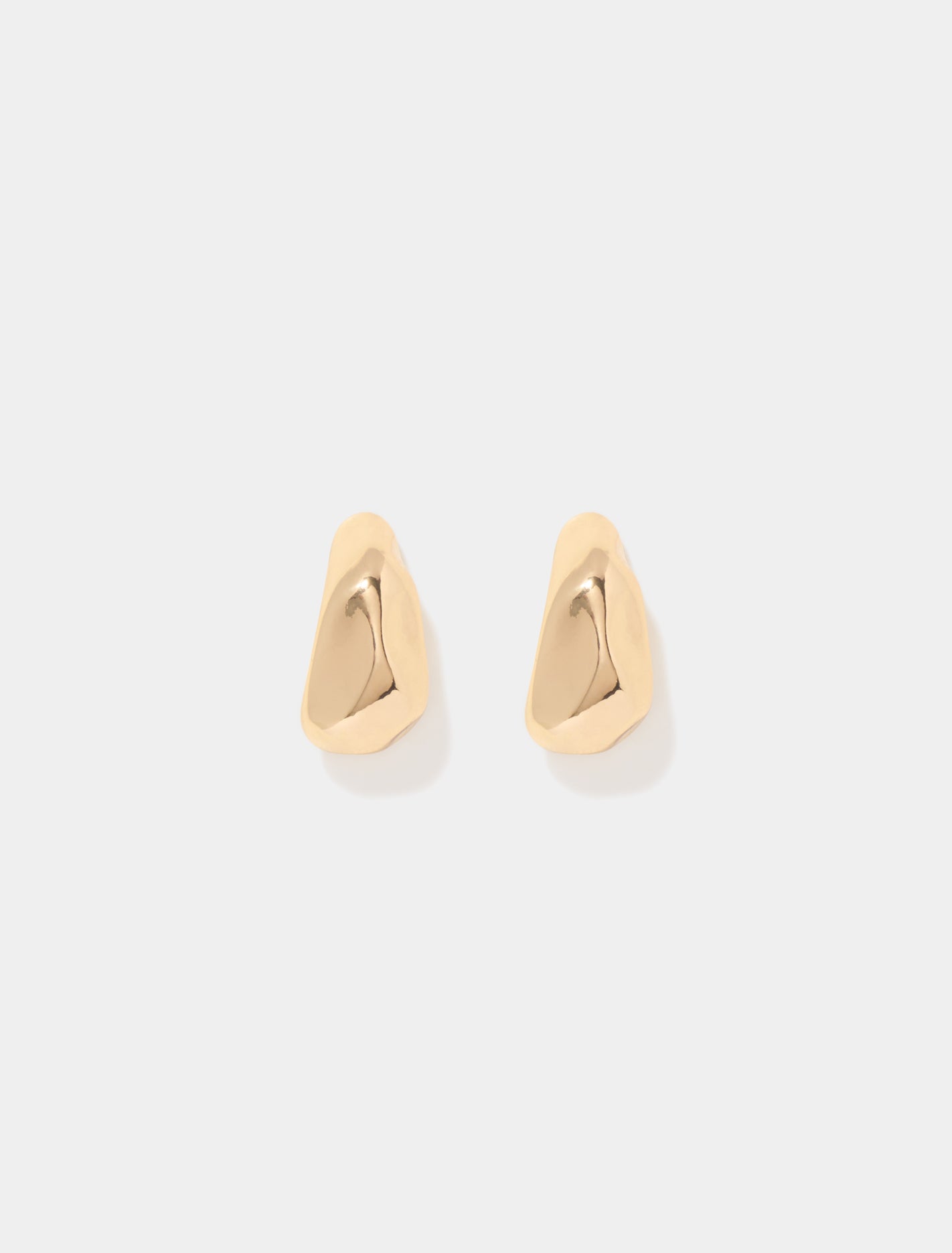 Asta Organic Stud Earrings Gold Plated_mannequin