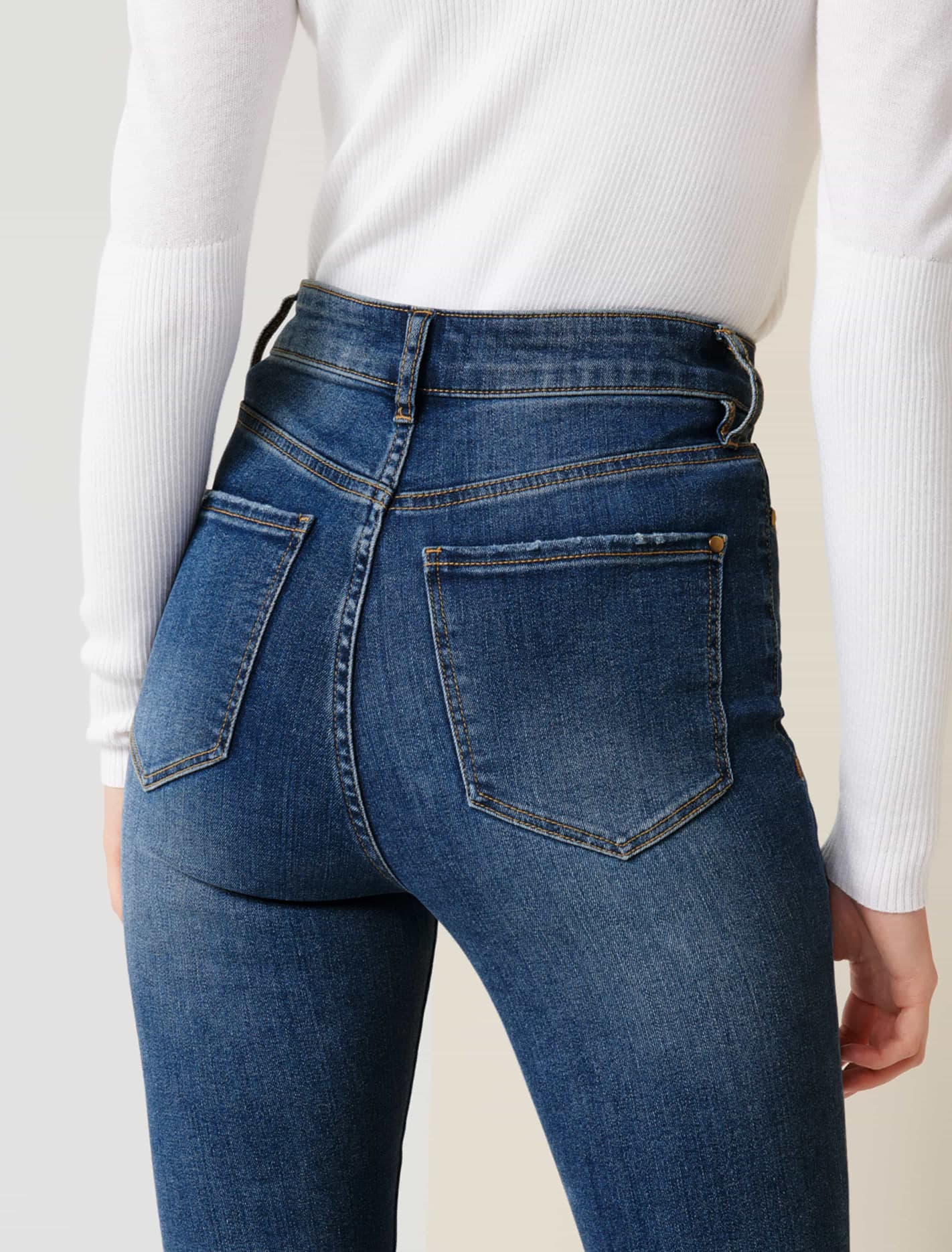 Bella High Rise Sculpting Jean Belize Blue Distress