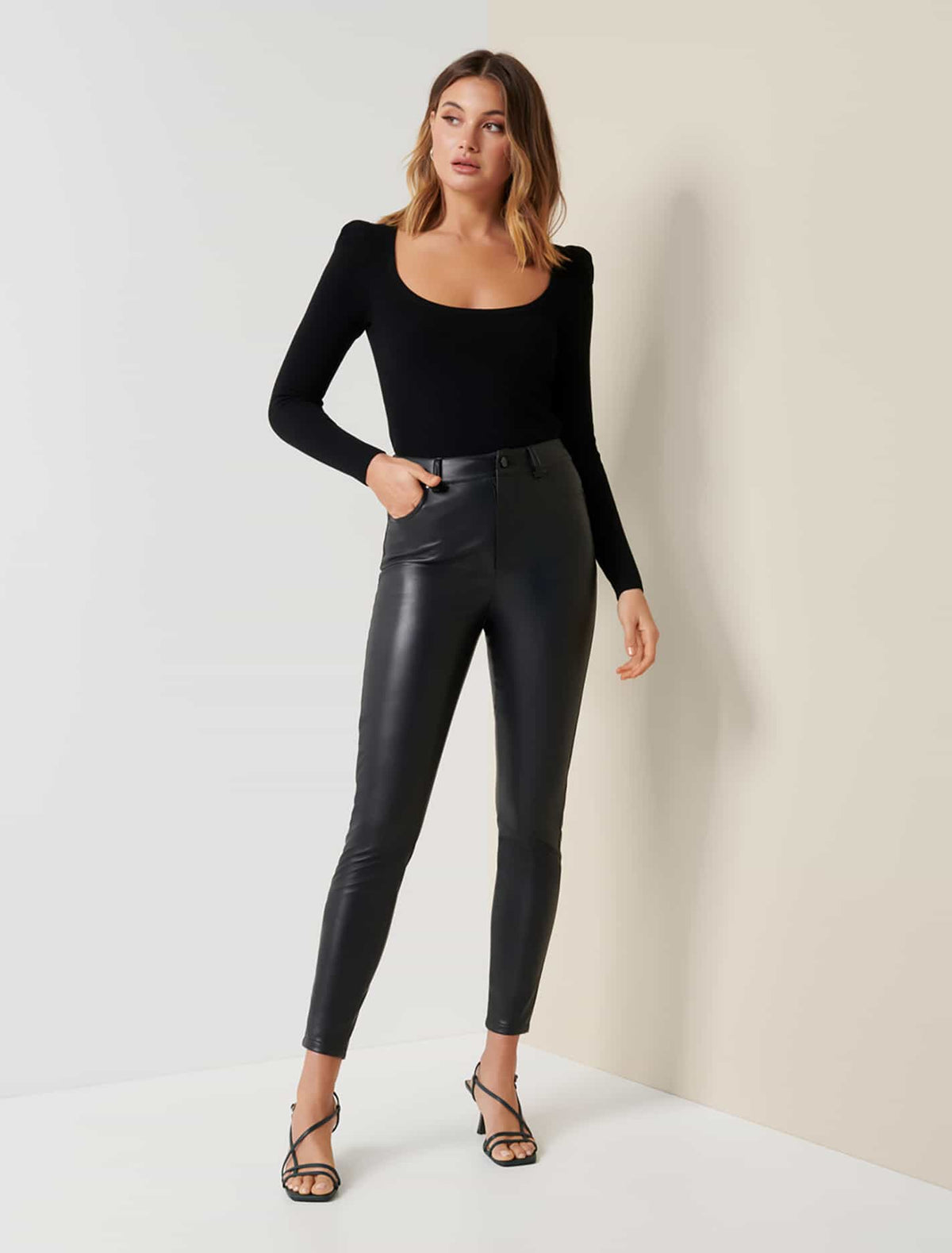 Zoe Mid Rise Ankle Grazer Jean Coated Black