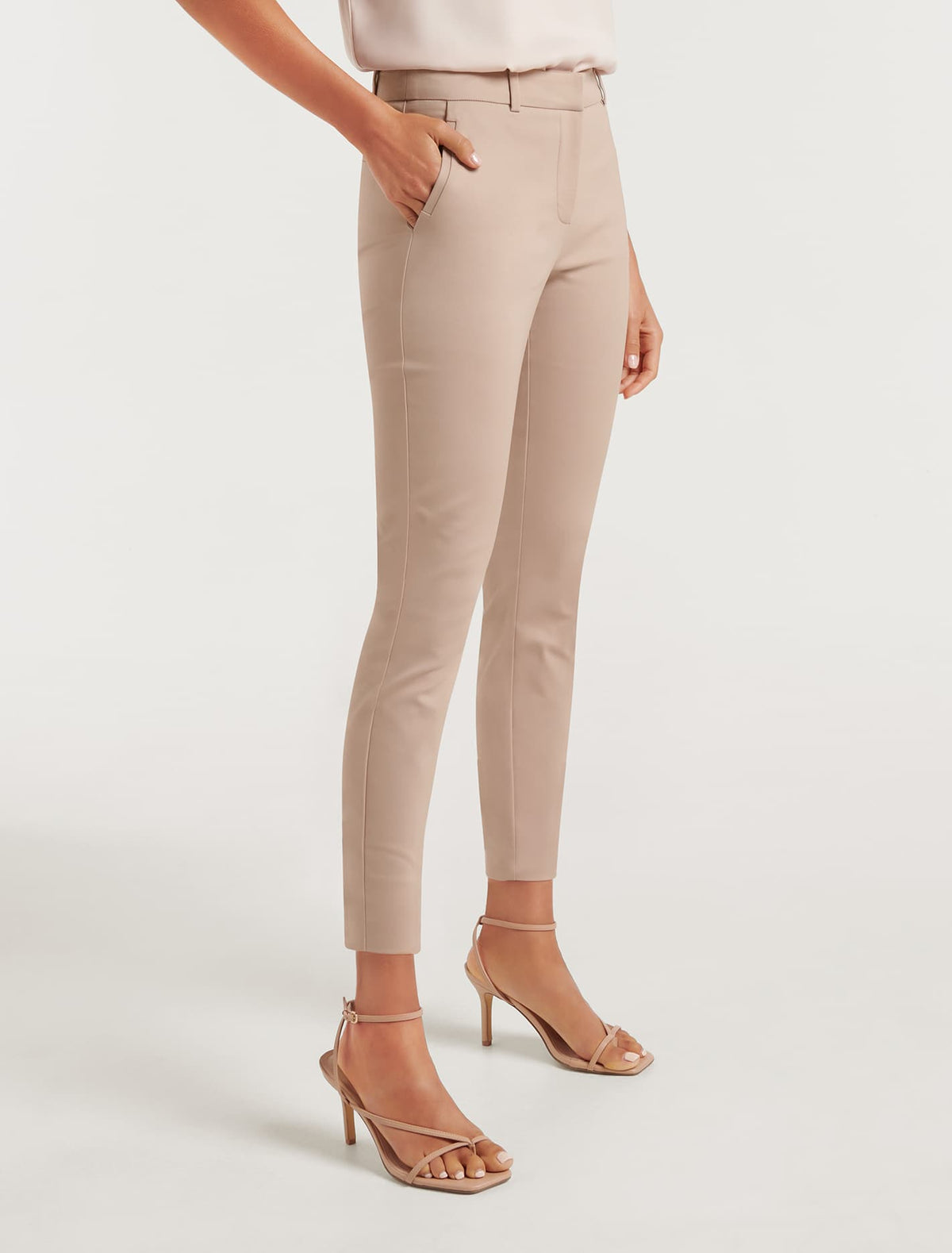 Mindy Petite 7/8th Slim Pants Fawn