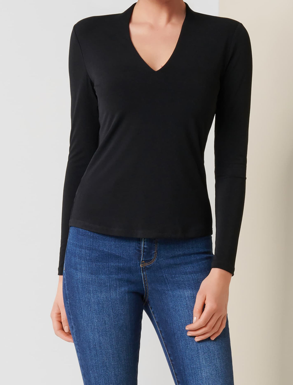 Vanessa V Neck Long Sleeve Top Black