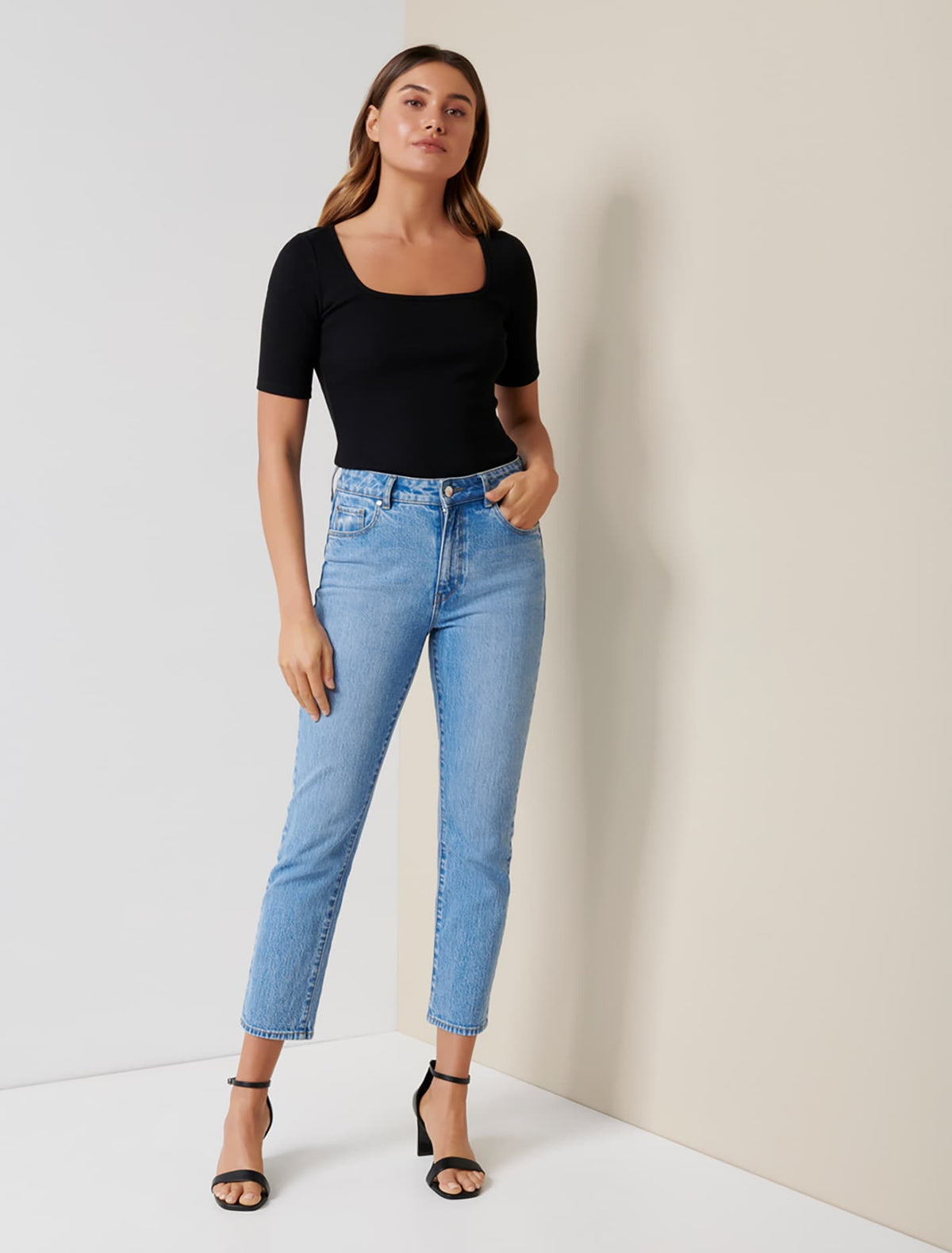 Maddie Square neck rib tee Black