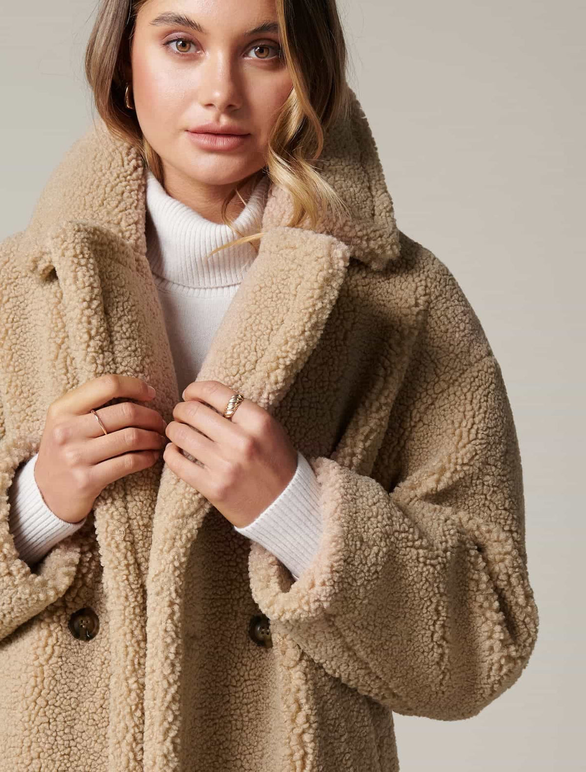 Bella Borg coat Biscuit