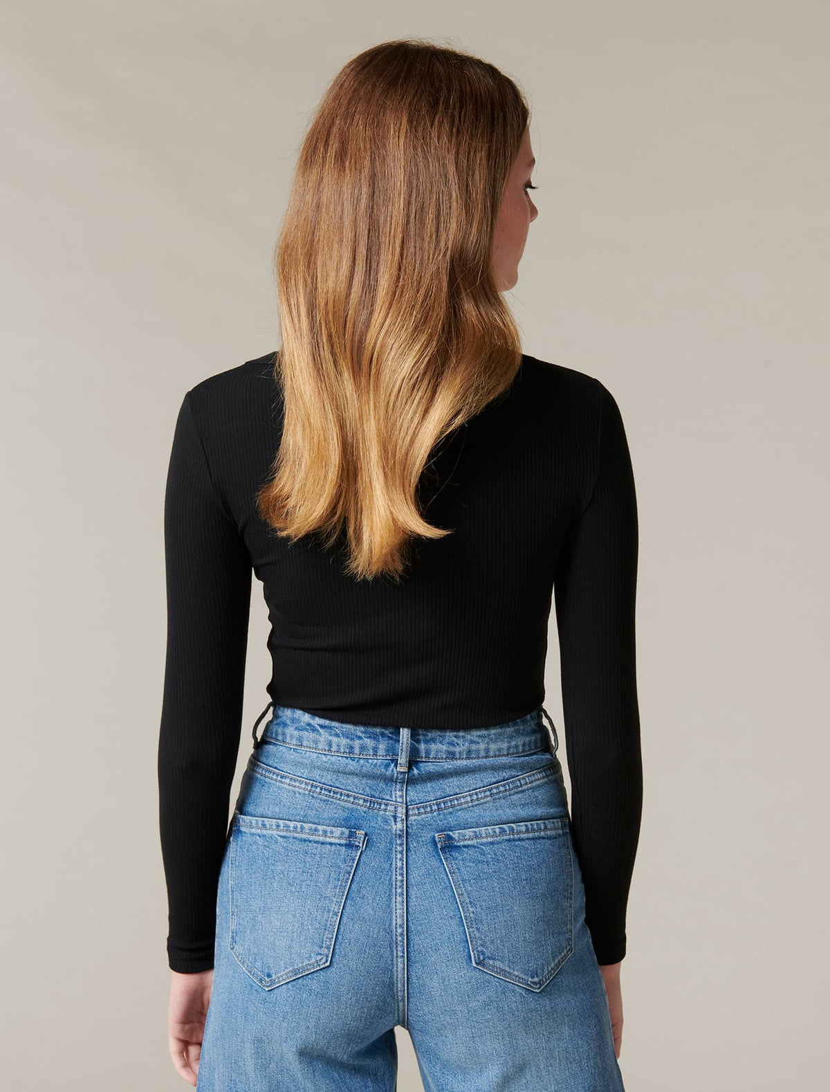 Sienna Scoop-Neck Long-Sleeve Top Black
