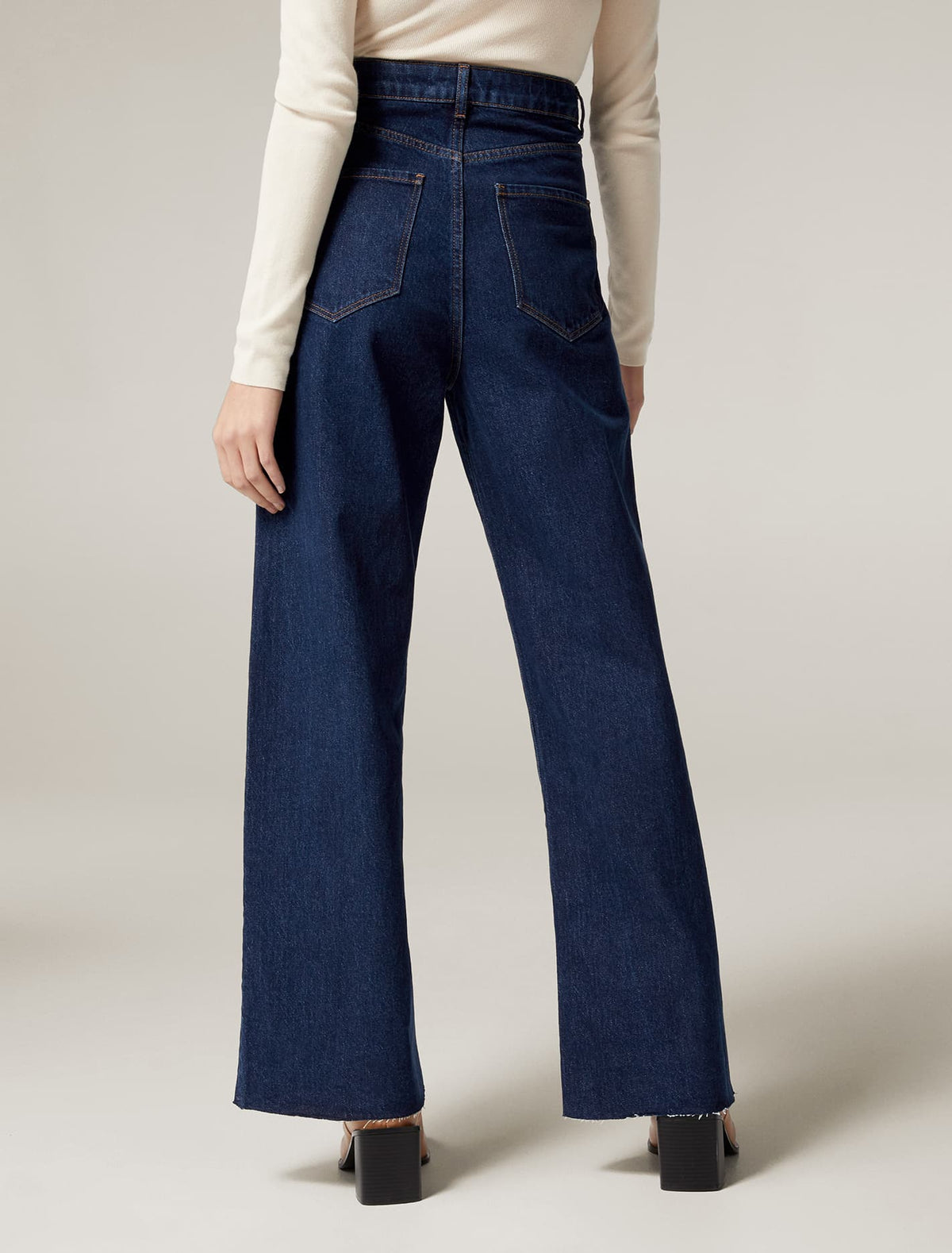 Gia High Rise Wide Leg Jean Lyon Blue