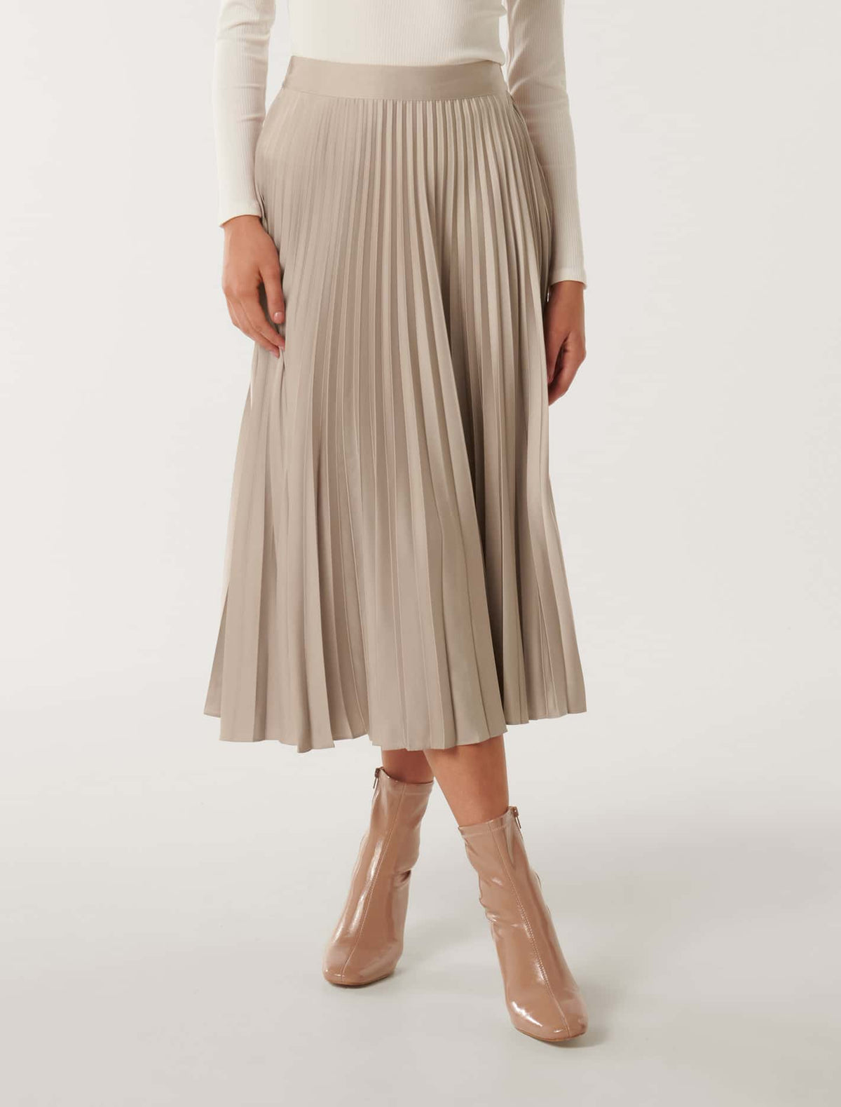 Ester Satin Pleated Skirt Silver Cloud