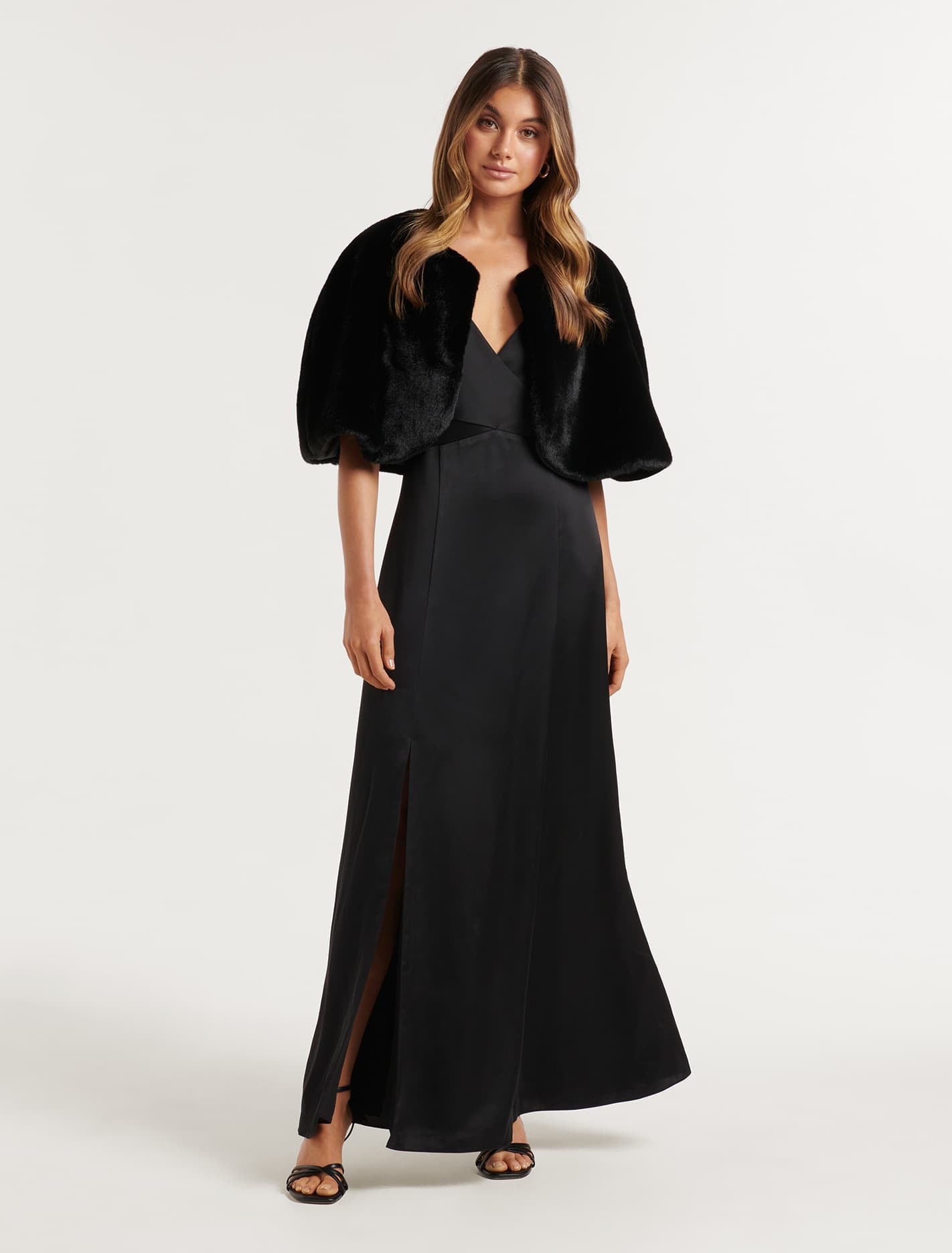 Clarissa Faux Fur Capelet Black