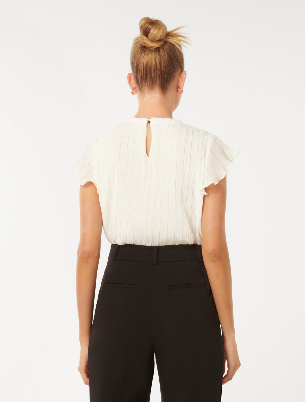 Hannah Plisse Flutter Sleeve Blouse Porcelain