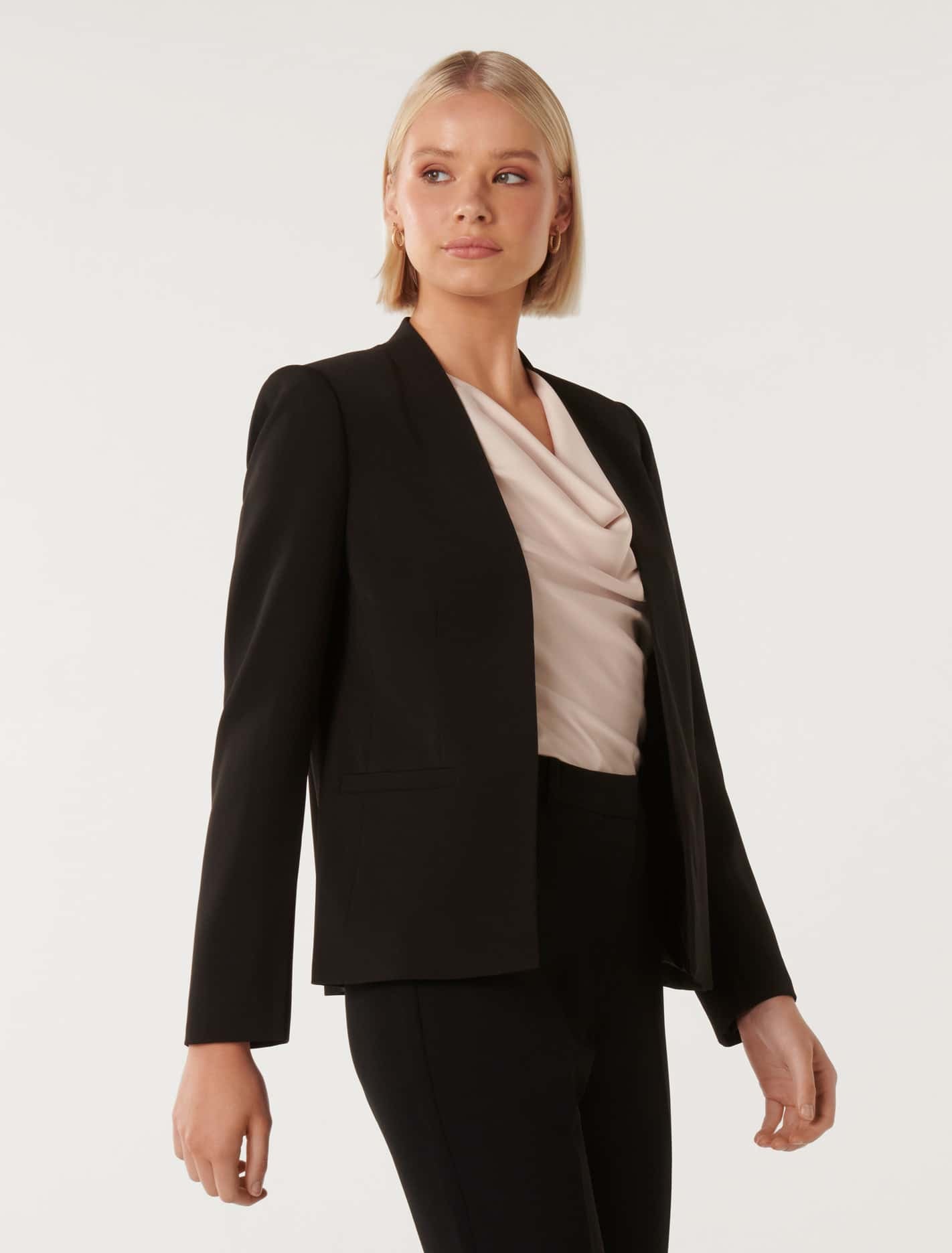 Pam Collarless Fitted Blazer Black