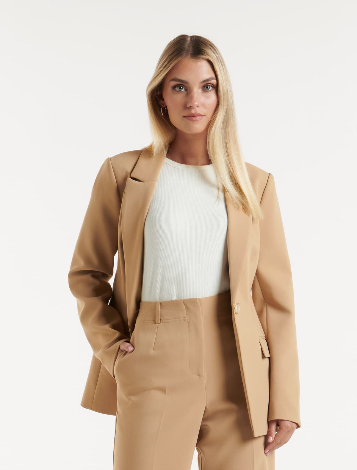 Emmie Fitted Single Breasted Blazer Camel Suit
