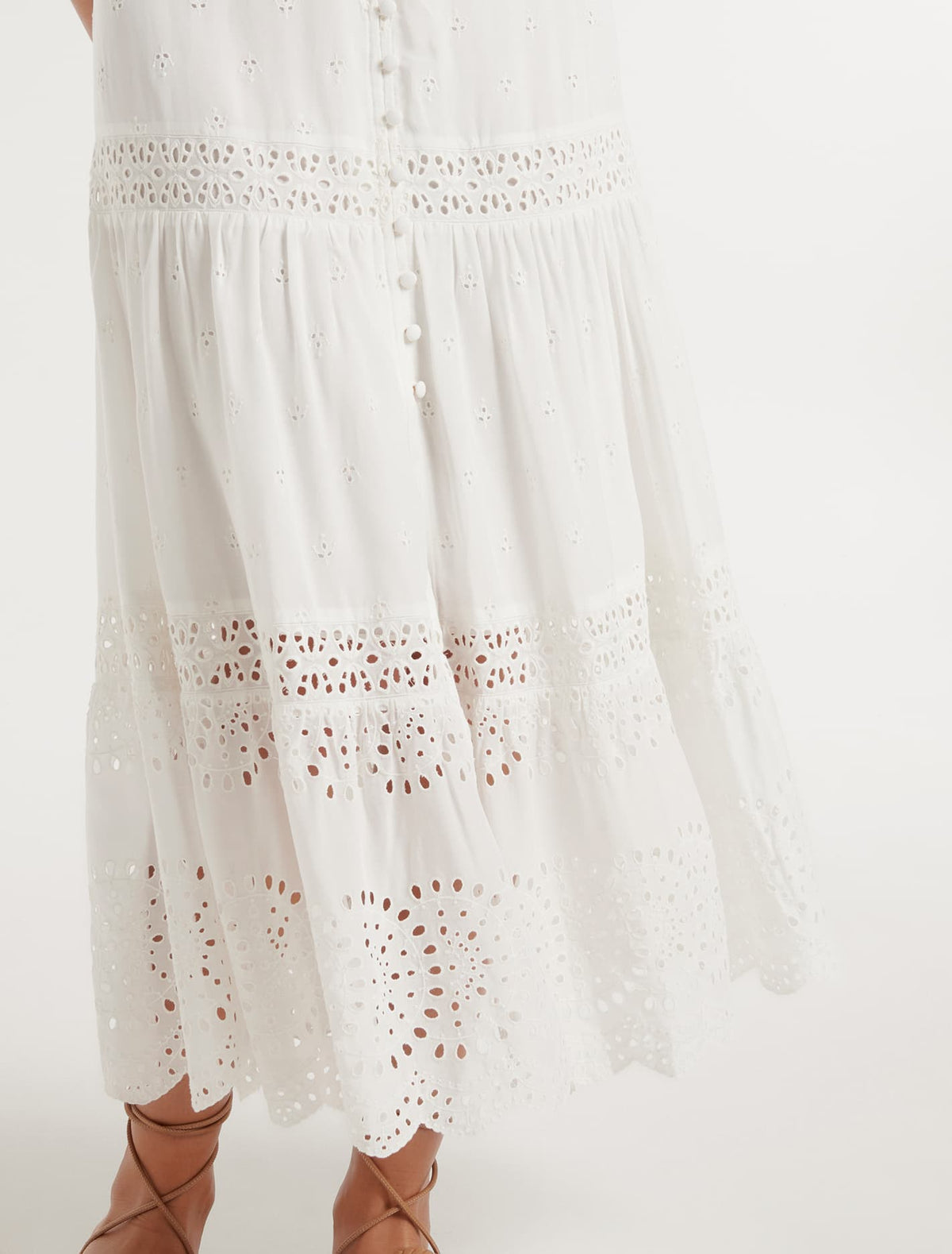 Ada Embroidered Skirt Porcelain