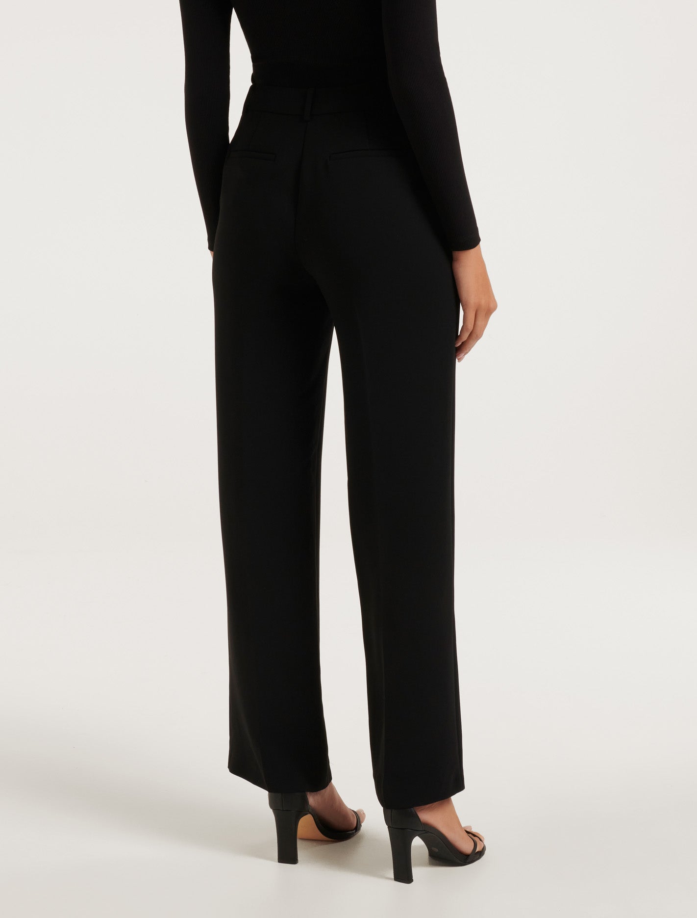 Josie Straight Leg Pant Black