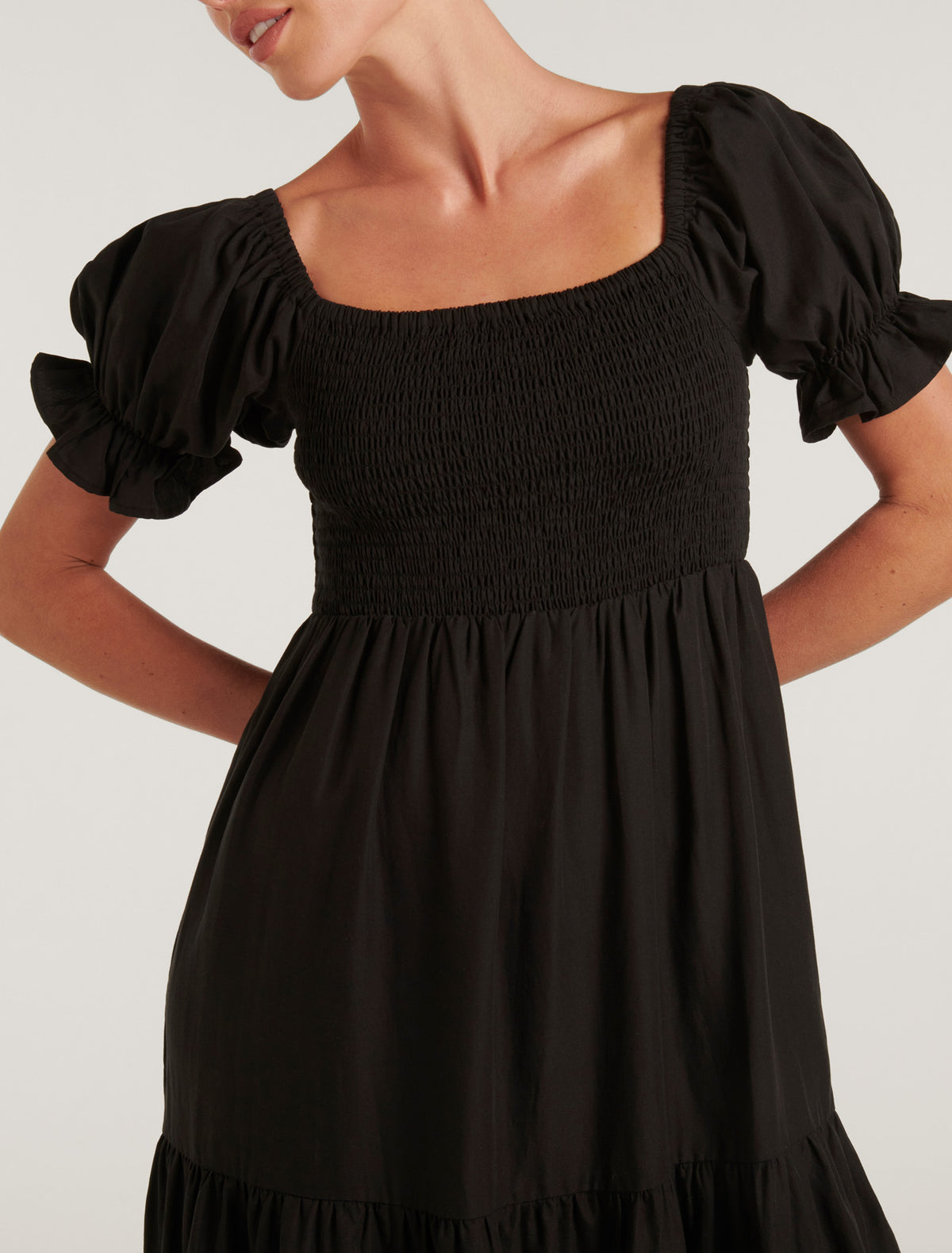 Luna Shirred Bodice Midi Black