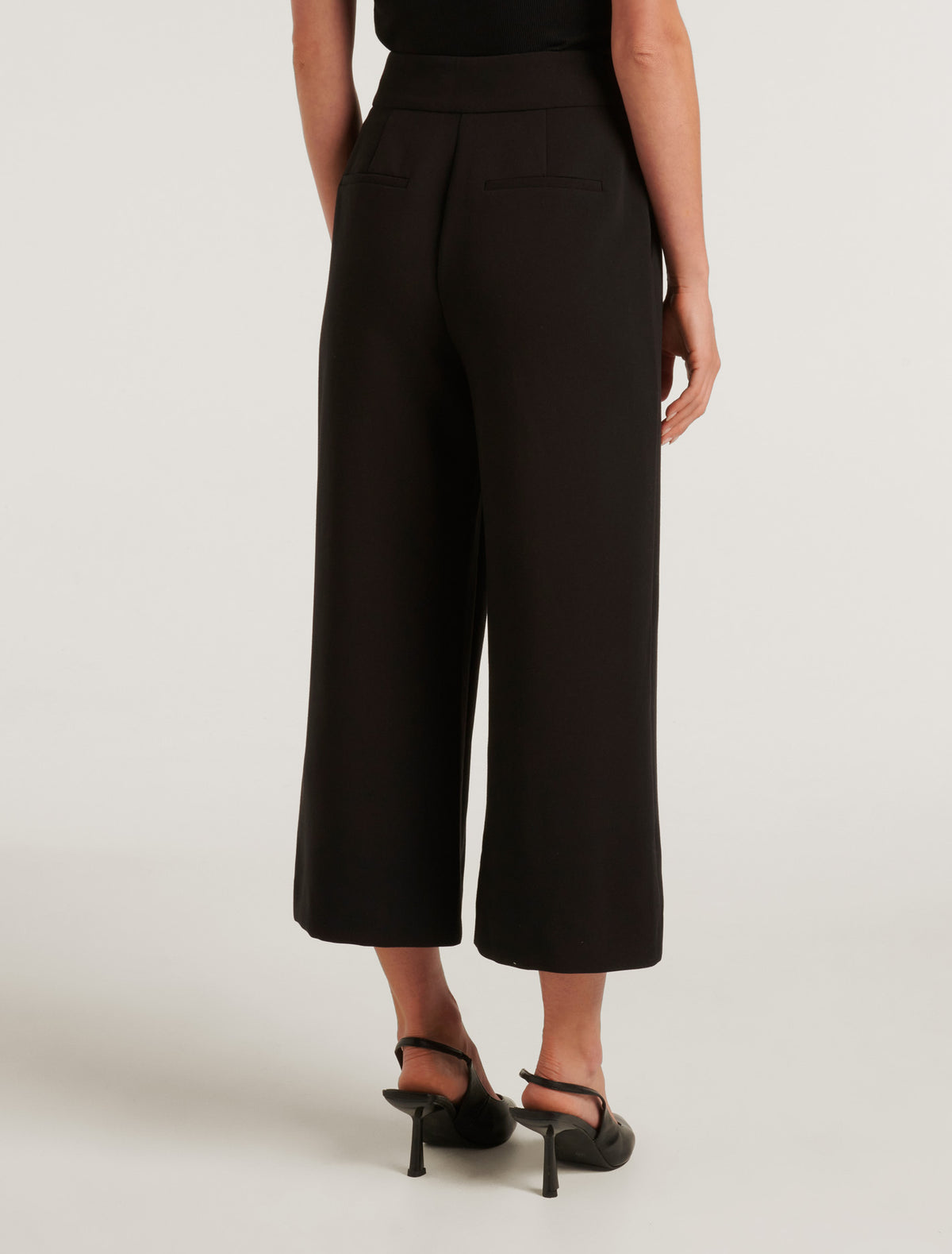 Wanda D-Ring Culotte Pant Black