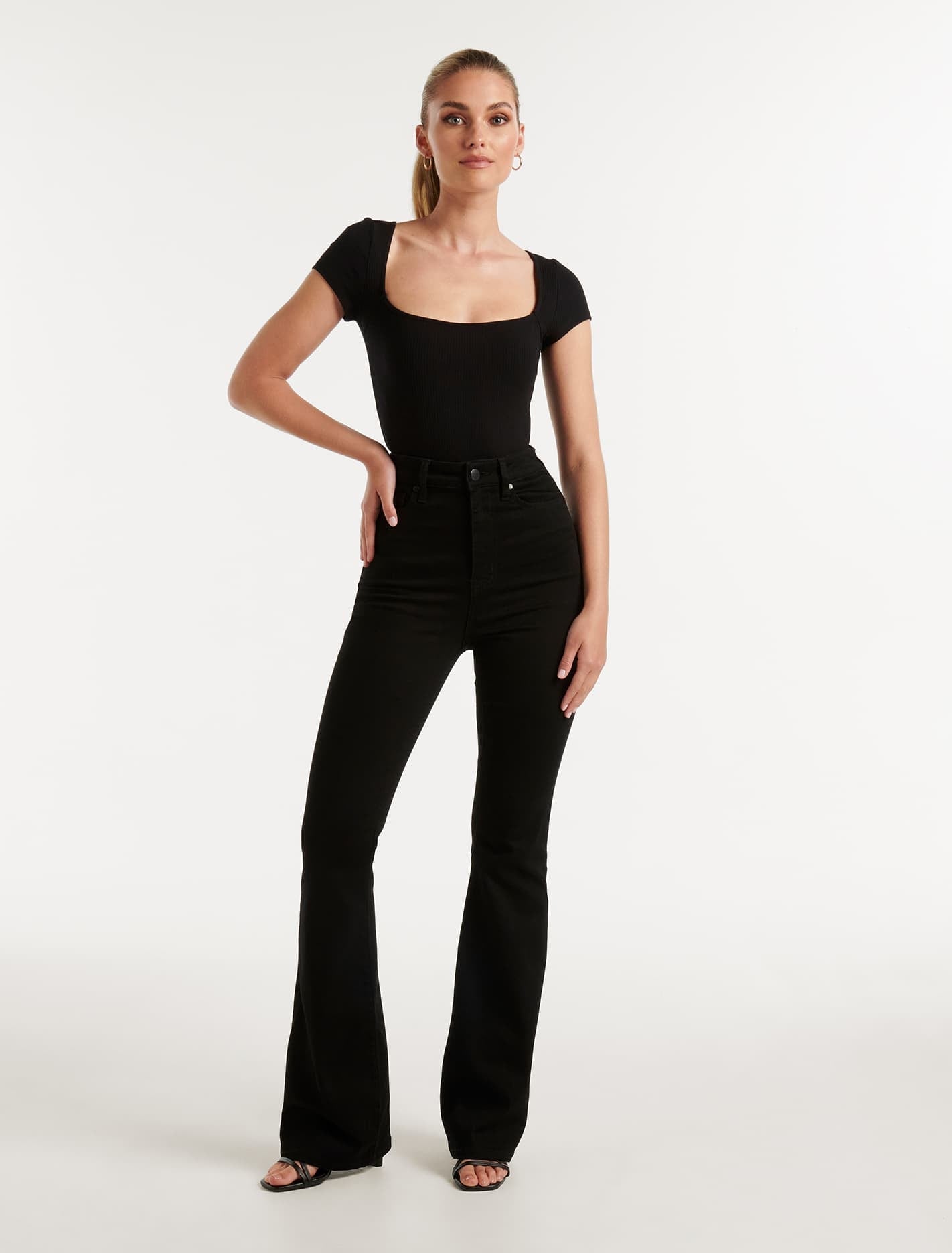 Cardi Cap Sleeve Tee Black