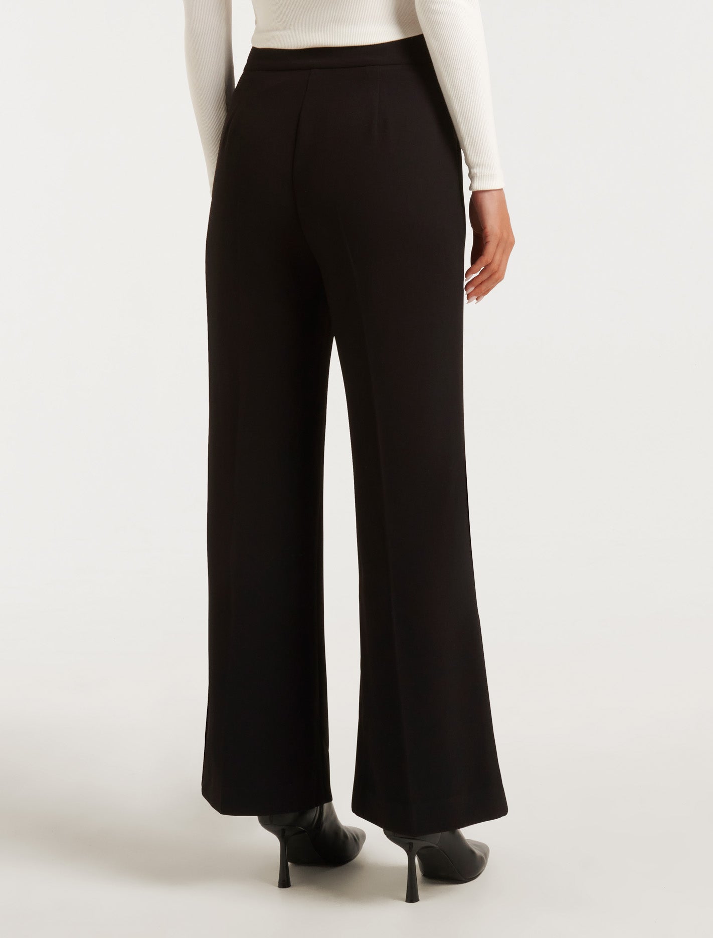 Naomi Petite Button Wide Leg Pant Black