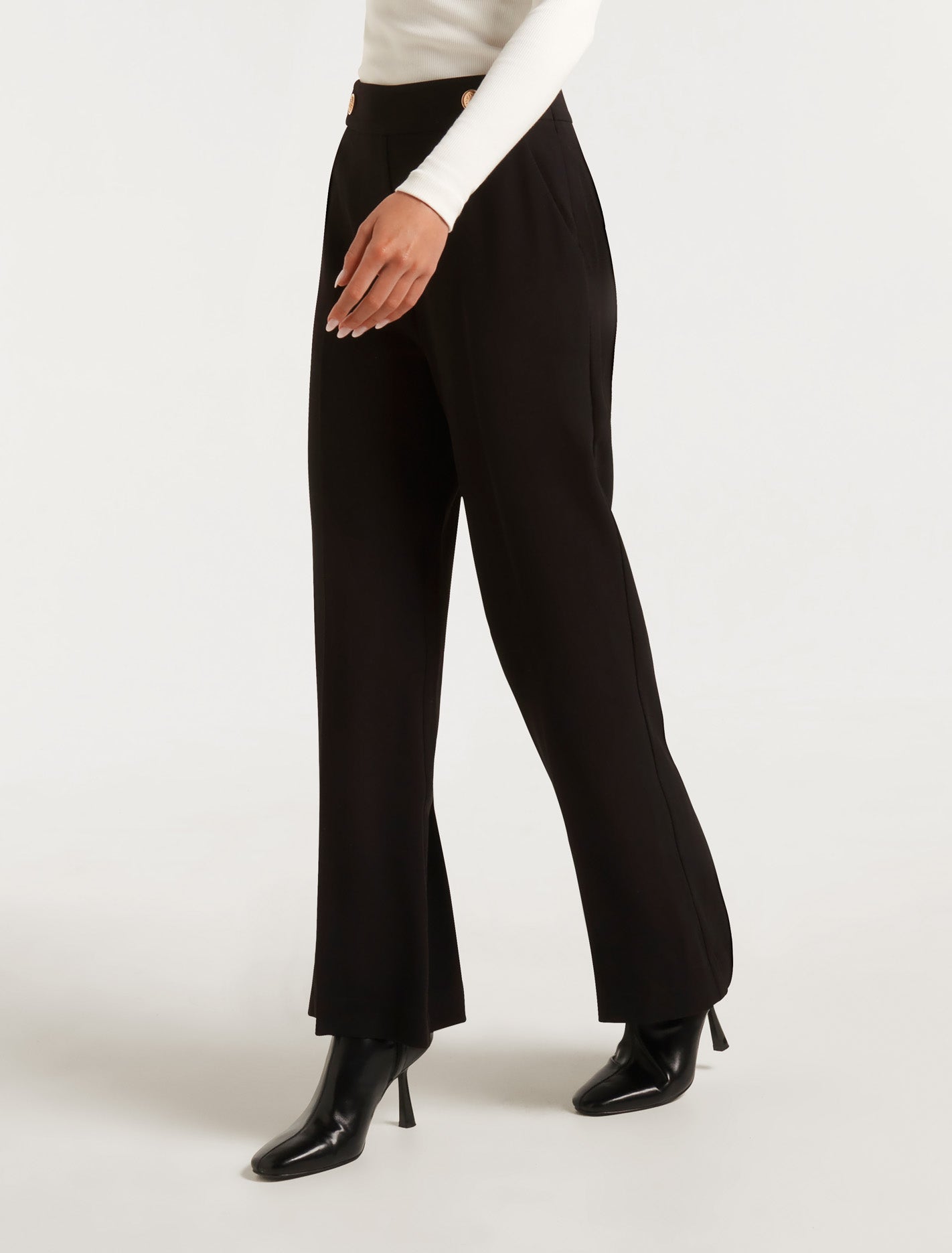 Naomi Petite Button Wide Leg Pant Black