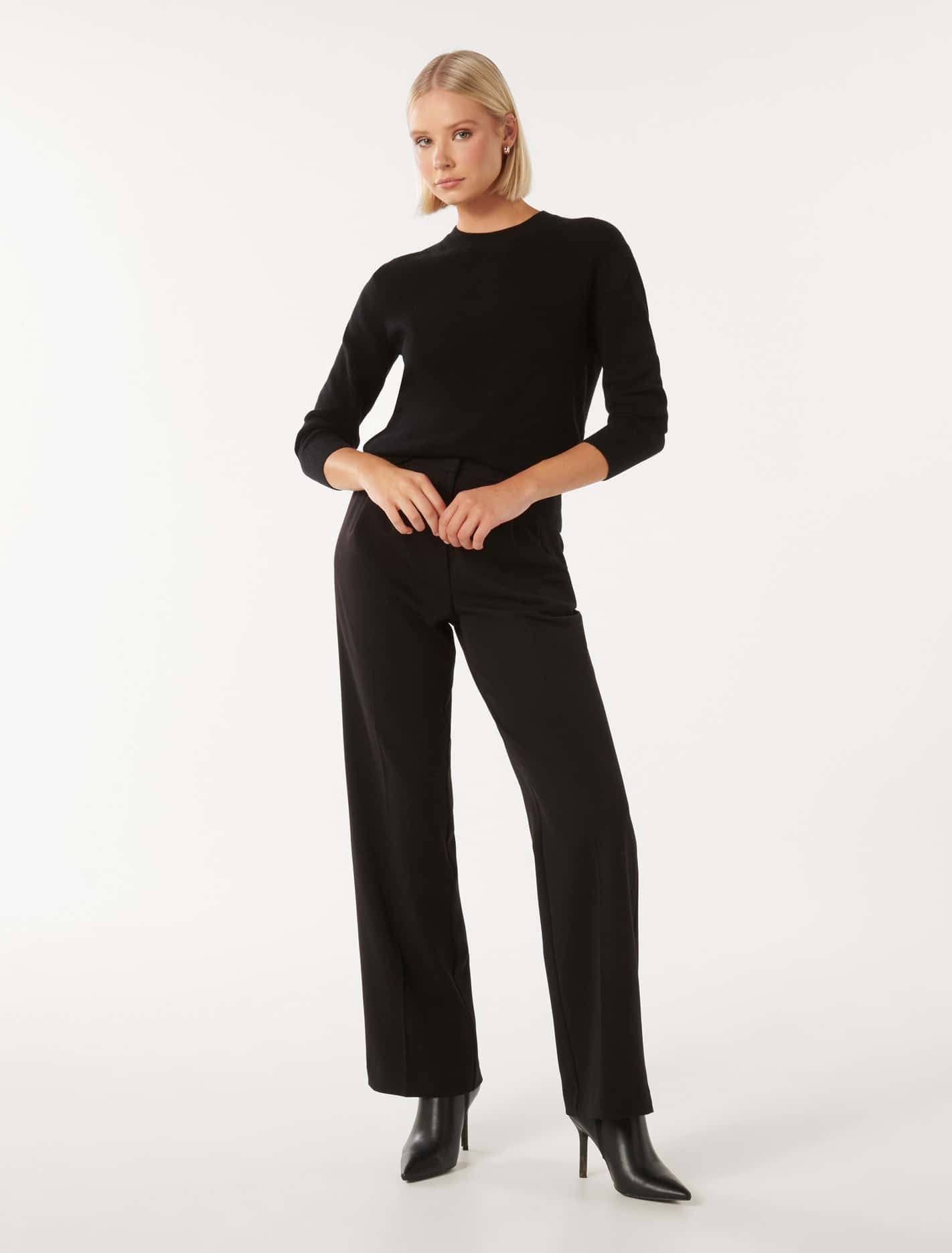 Pippa Crew Neck Essential Knit Jumper Black