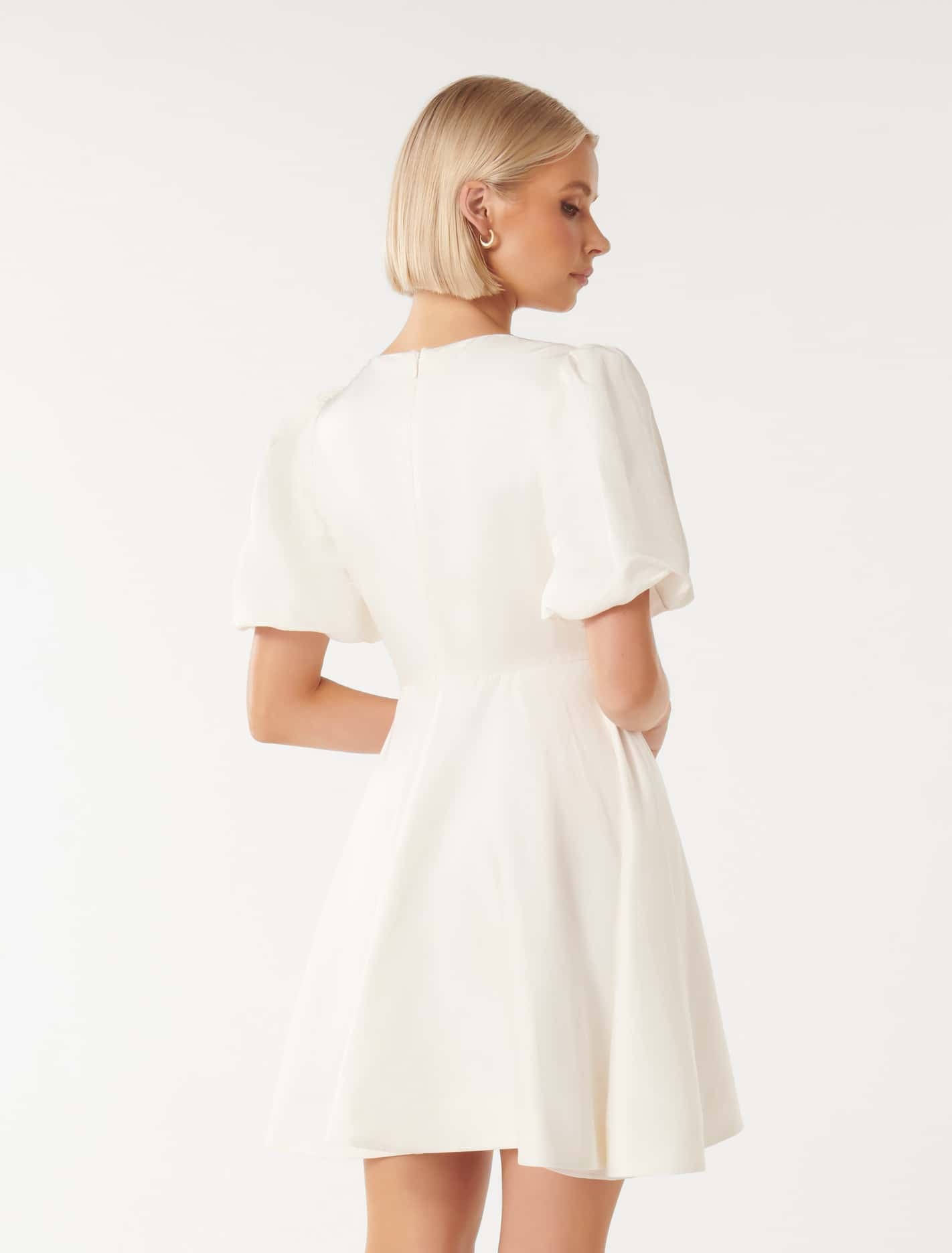 Raffy V Neck Mini Porcelain