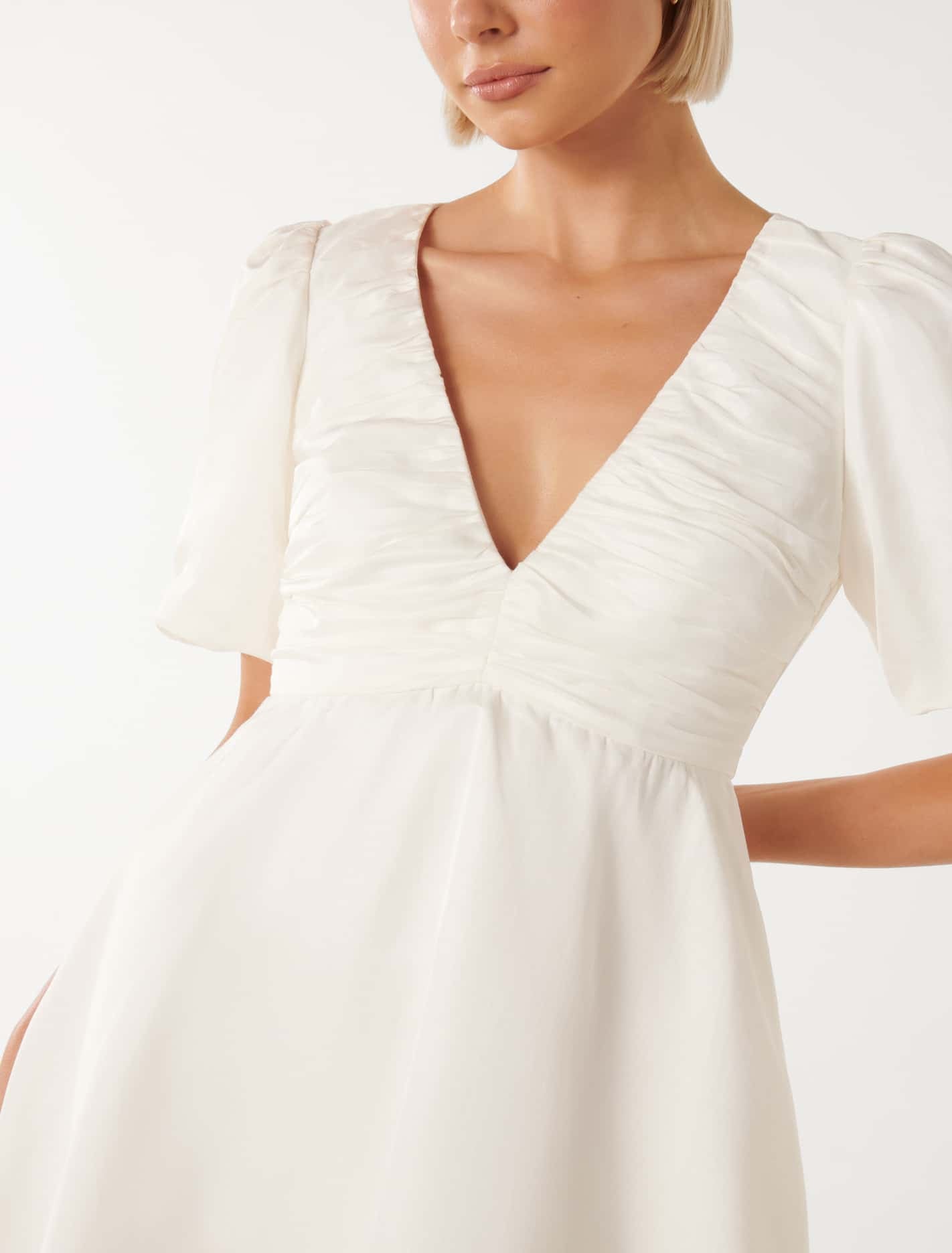 Raffy V Neck Mini Porcelain