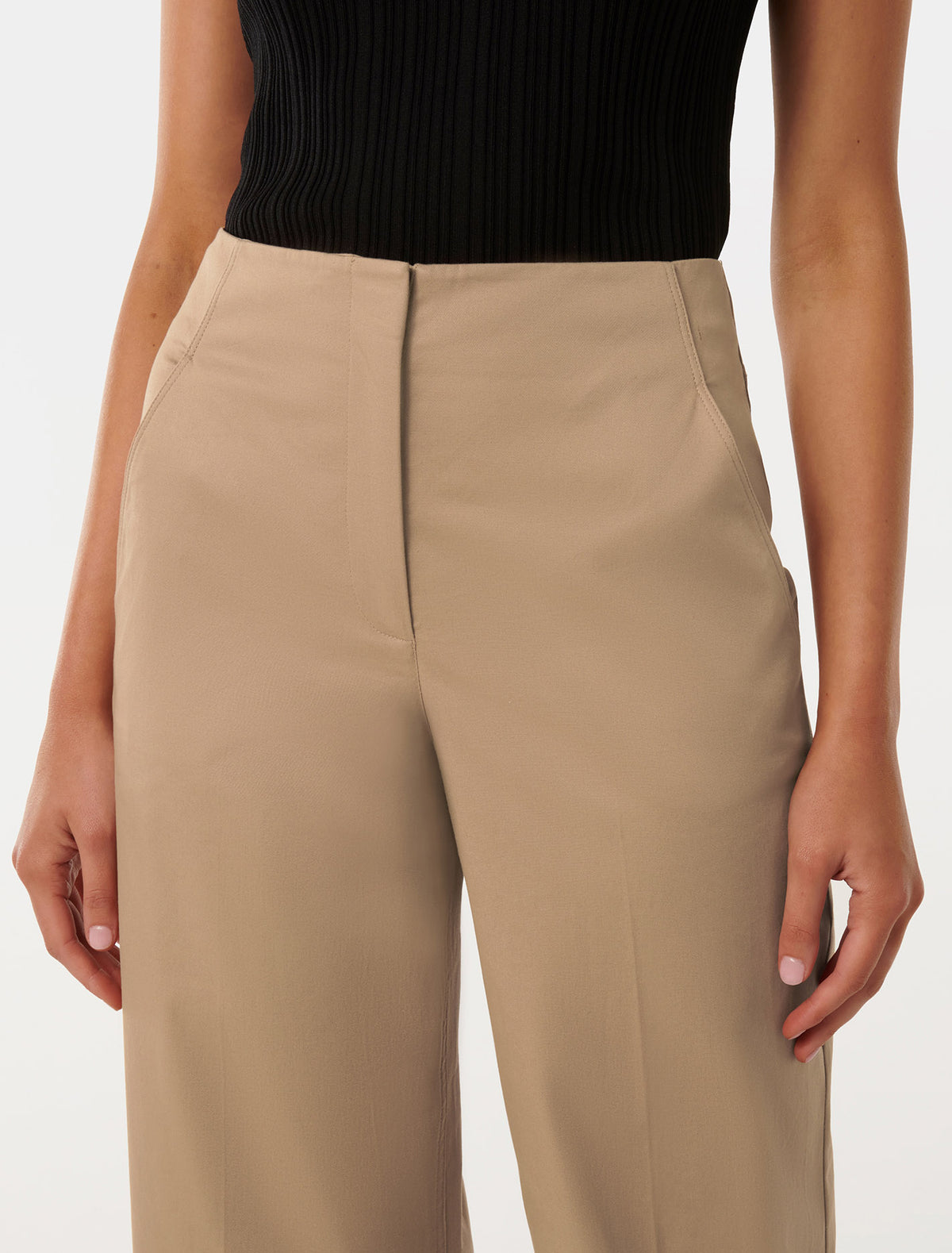 Cassandra Cropped Straight Pant Iced Coffee