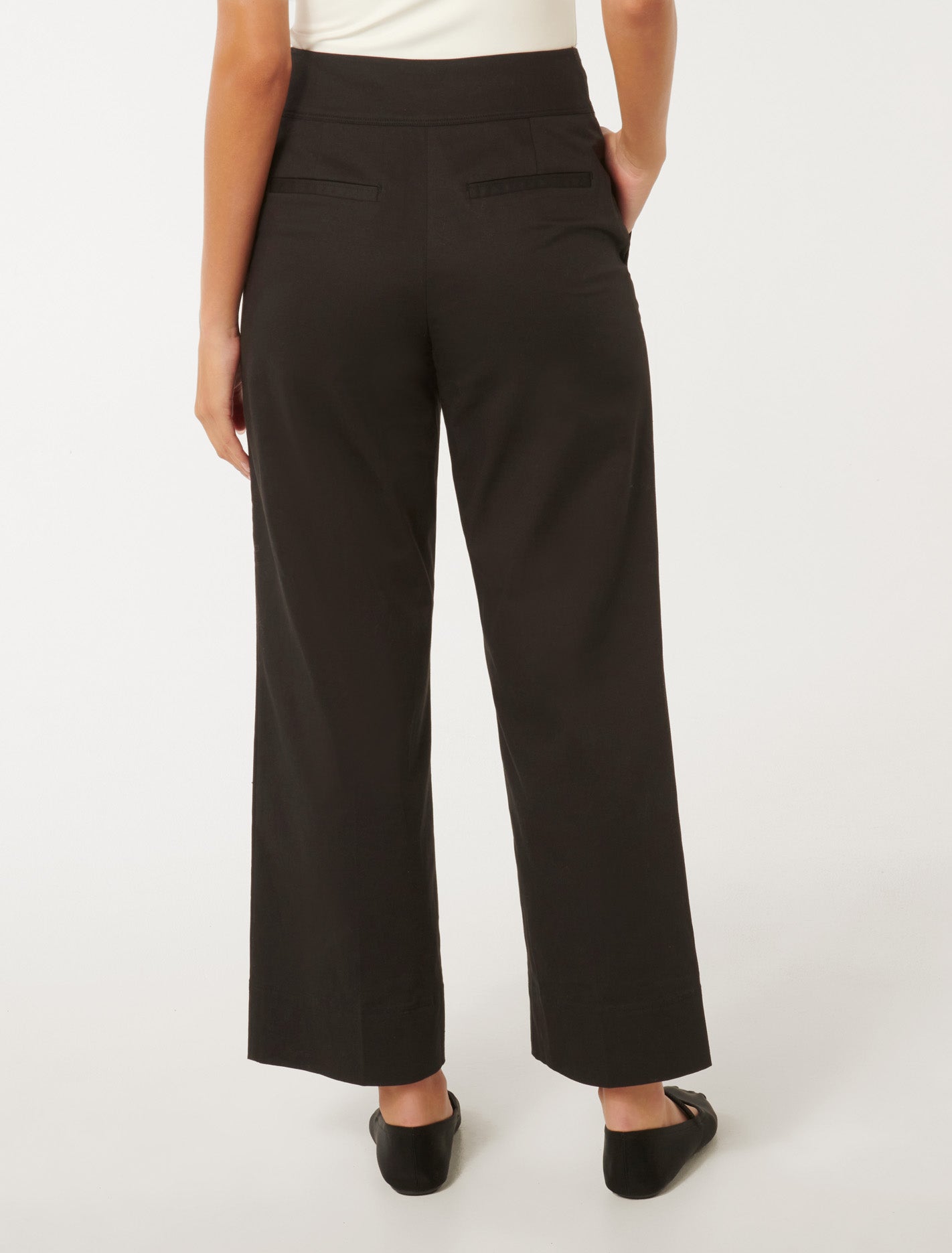 Cassandra Cropped Straight Pant Black