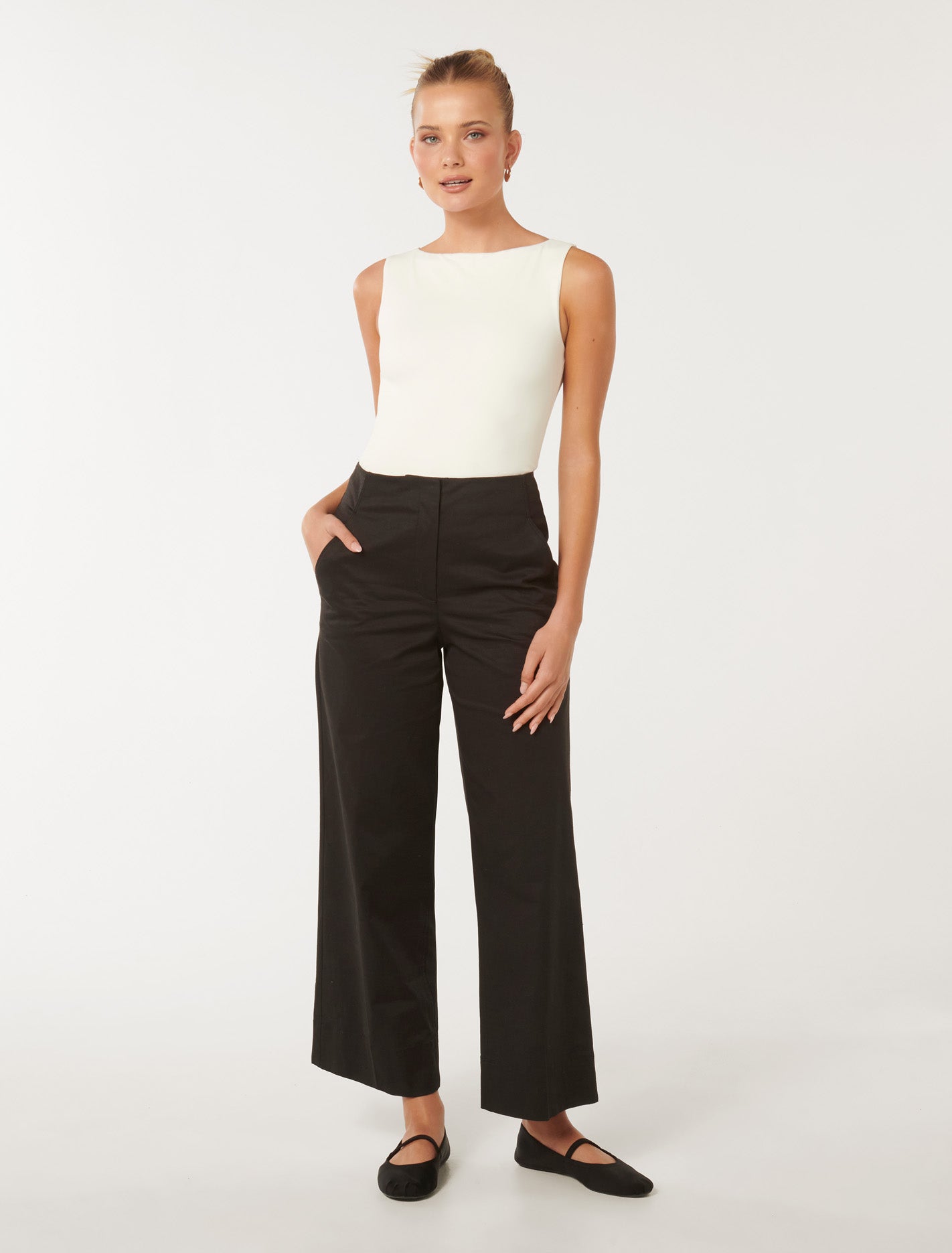 Cassandra Cropped Straight Pant Black