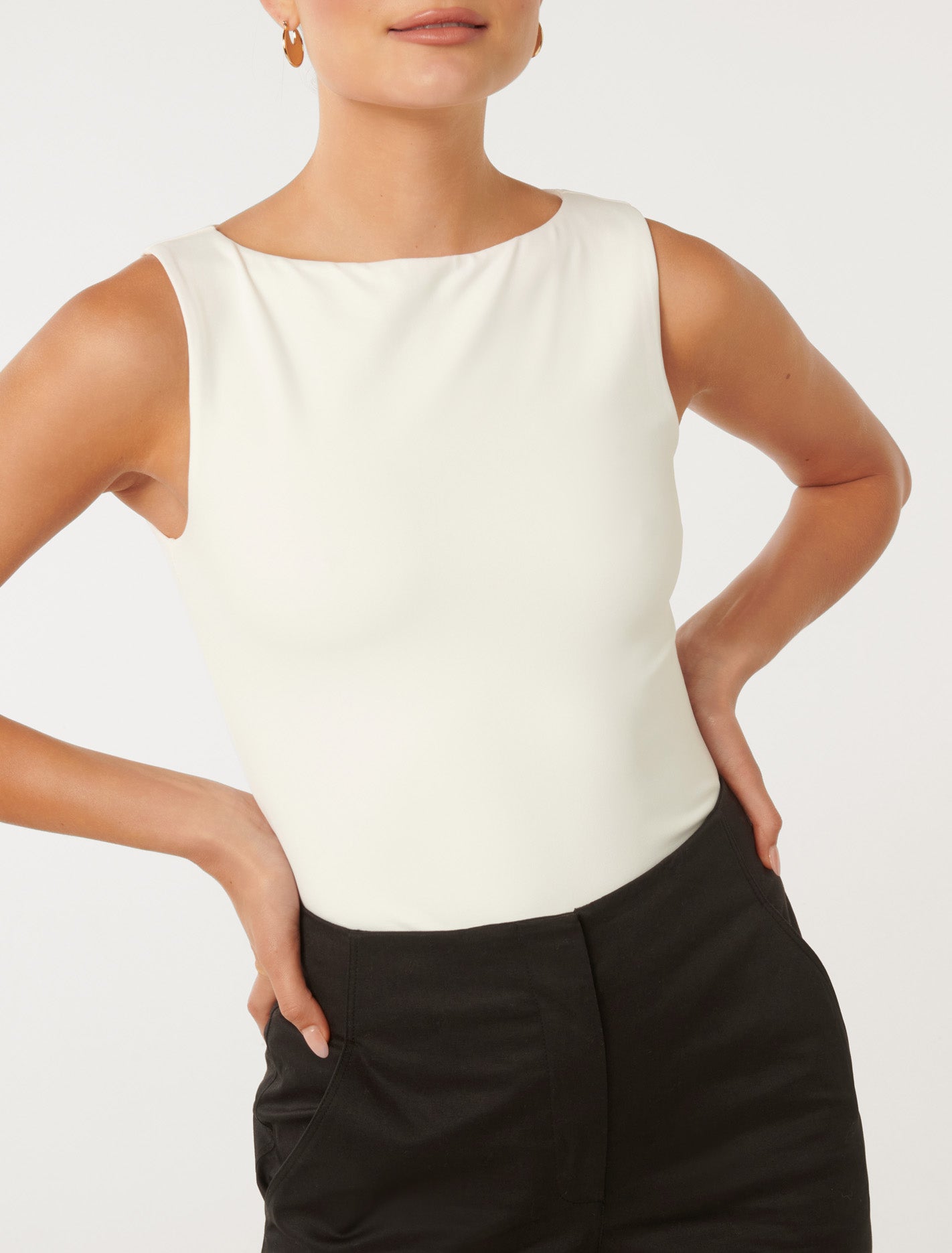 Baylor Boat Neck Tank Porcelain