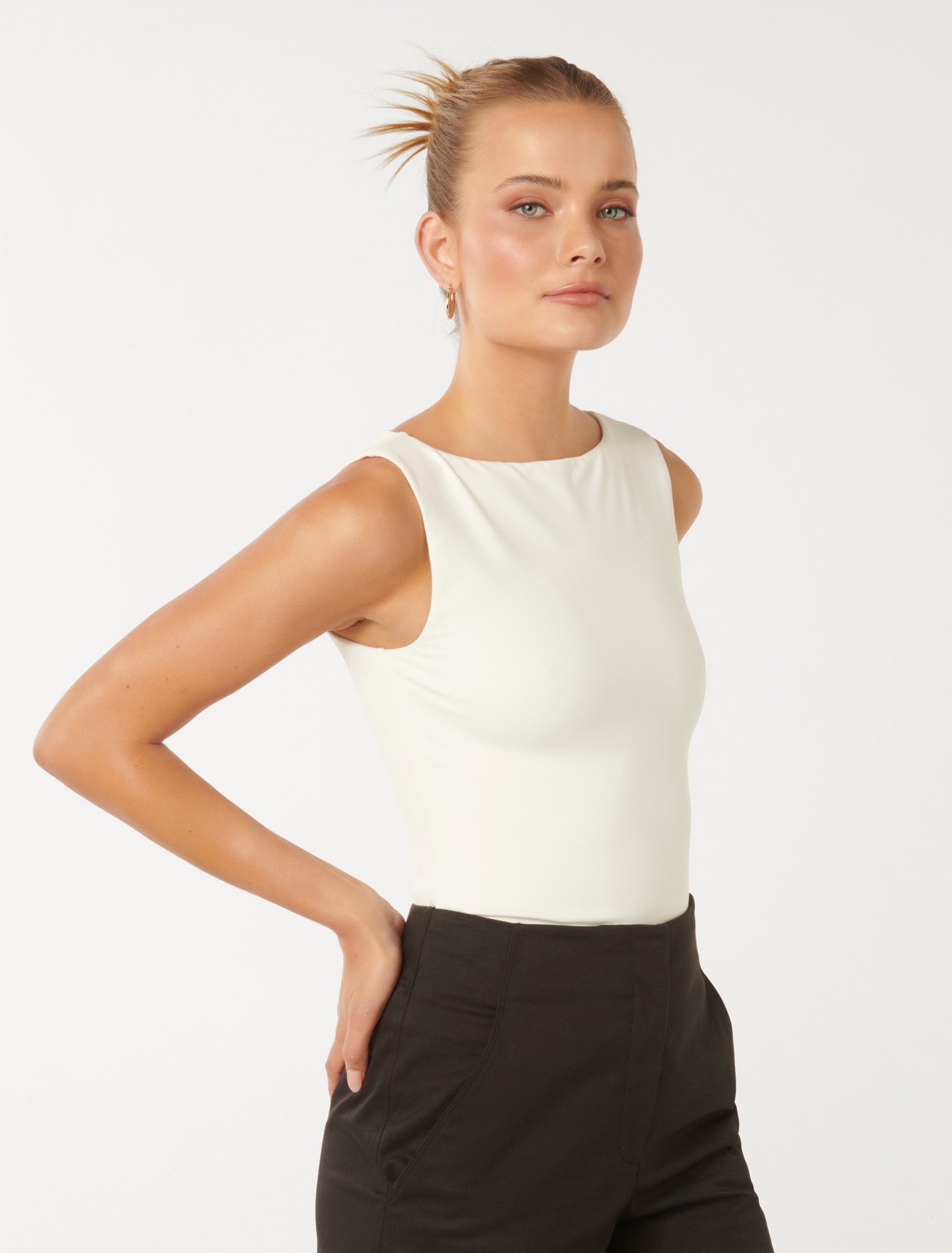 Baylor Boat Neck Tank Porcelain