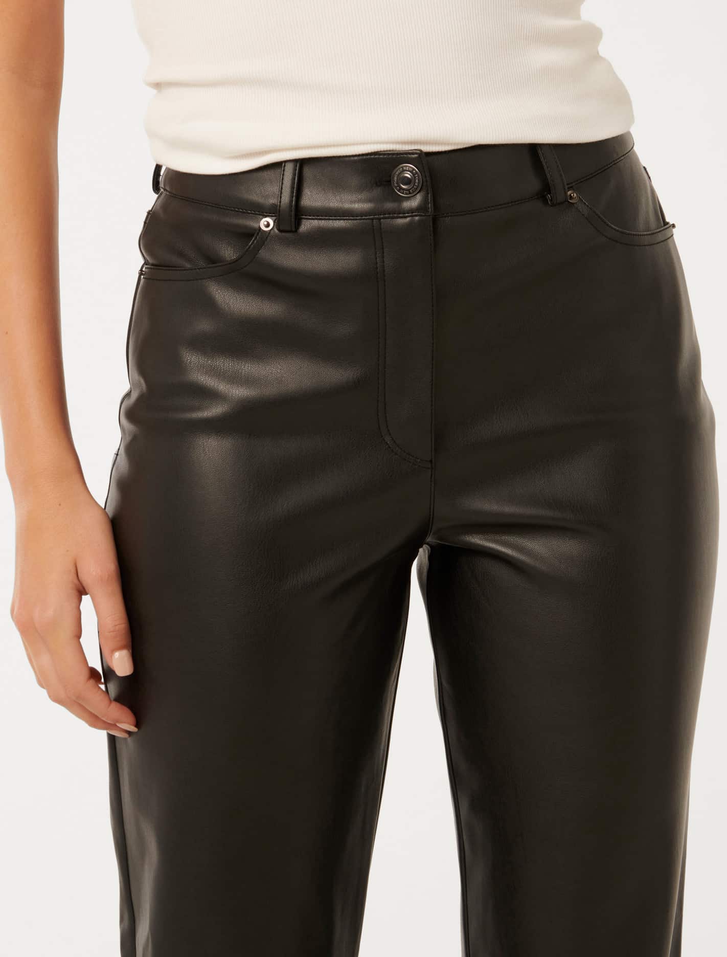 Una Vegan Leather Straight Leg Pant Black