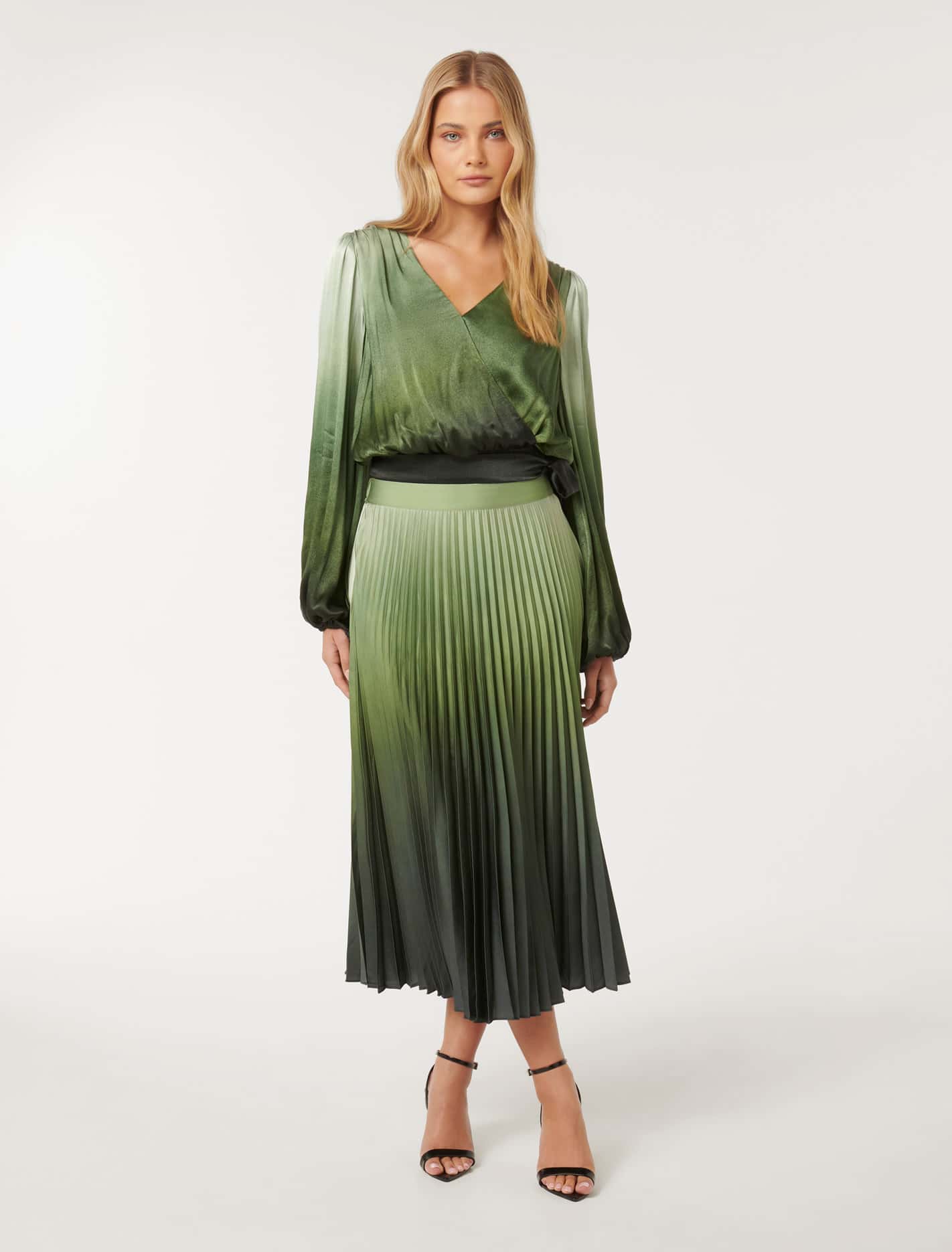 28921605