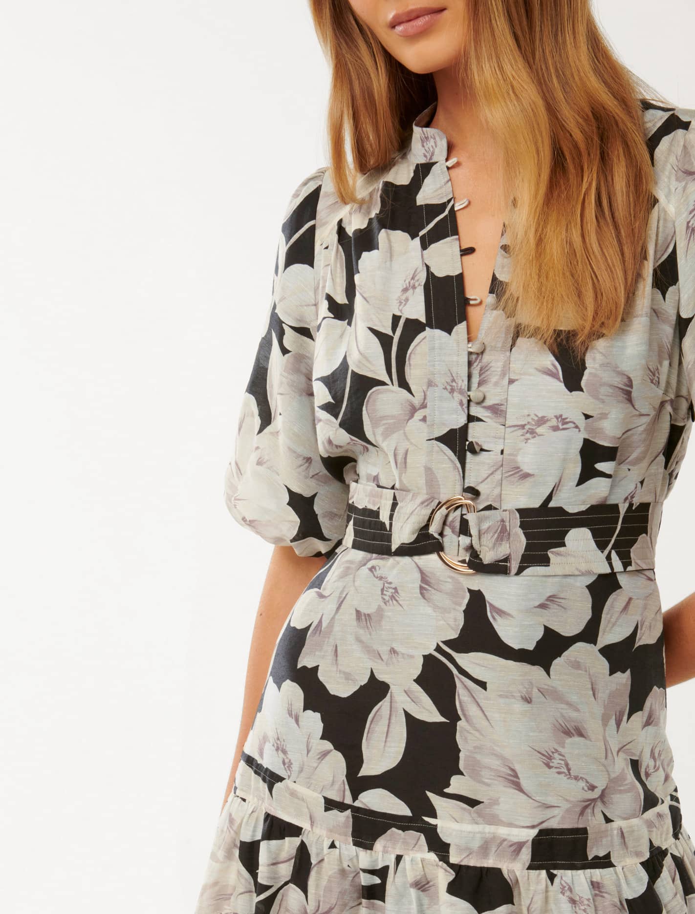 Leona Short-Sleeved Pin Tuck Midi Dress Light Wright Floral