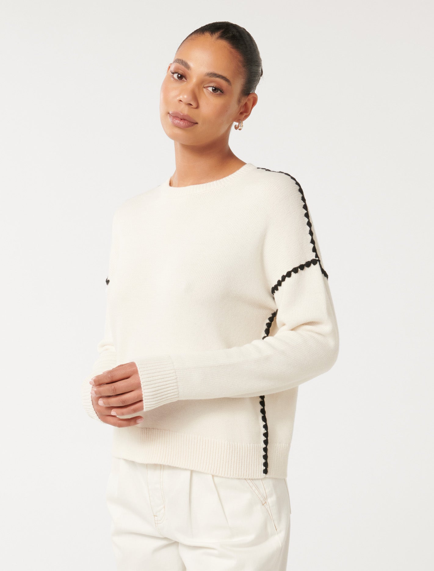 Tiffany Crochet Whipstitch Sweater Porcelain/ Black