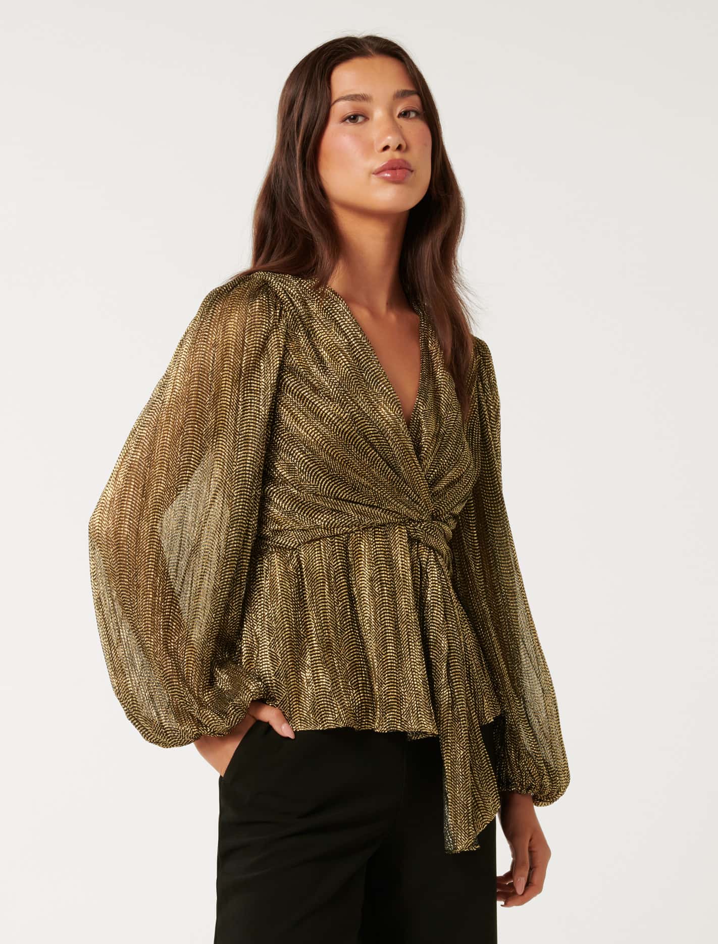 Cassidy Metallic Plisse Top Black & Gold