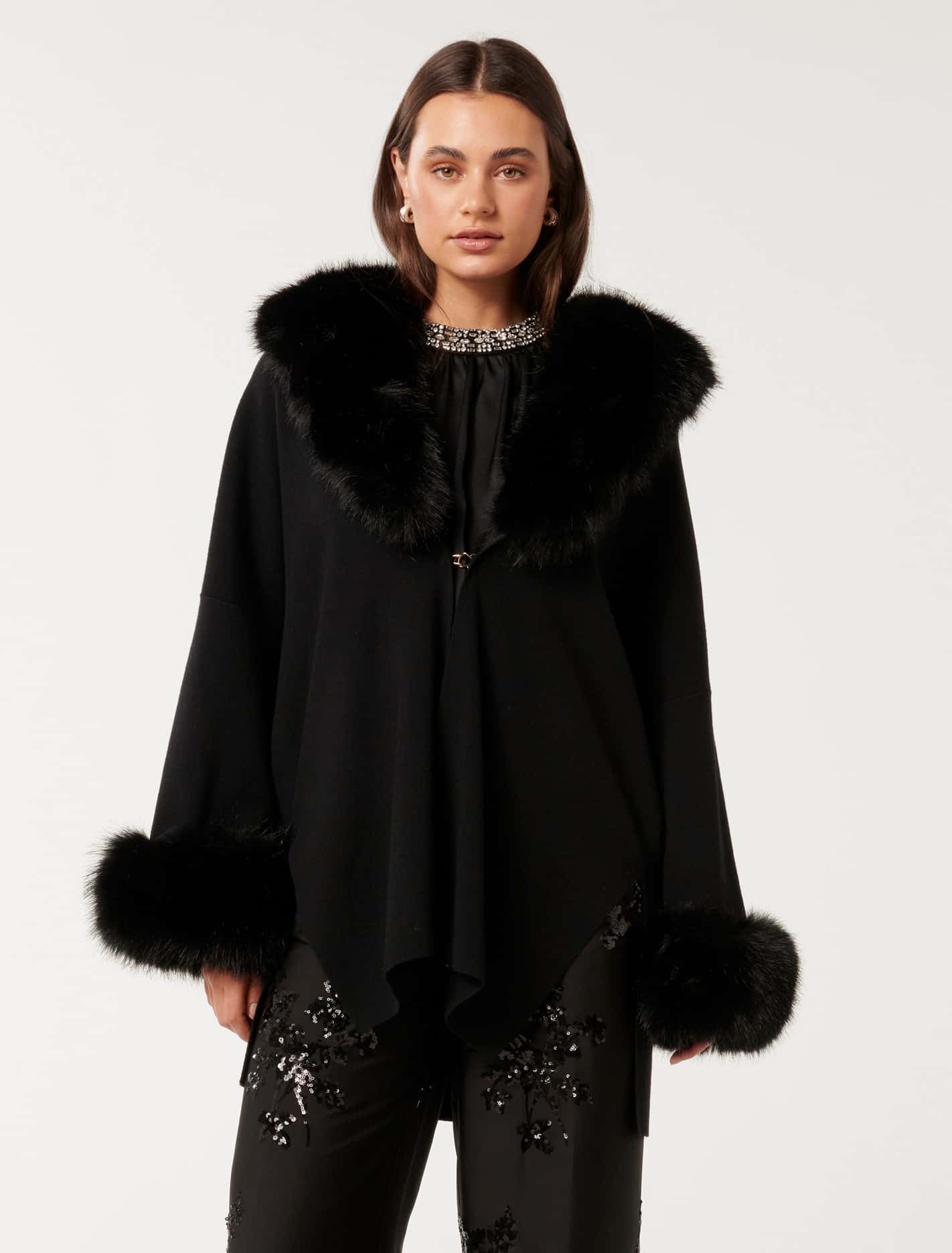 Nia Faux-Fur Trim Cape Black