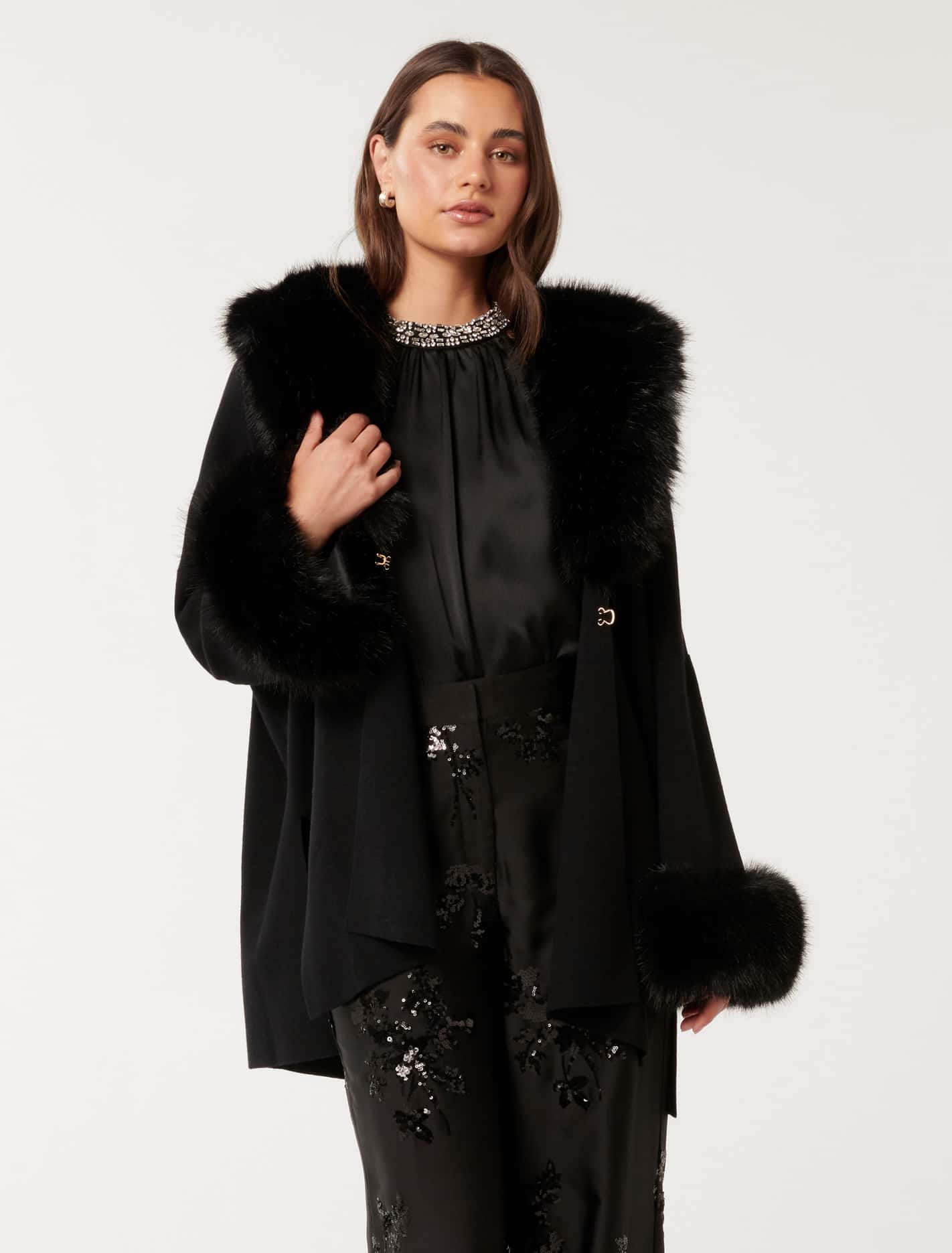 Nia Faux-Fur Trim Cape Black