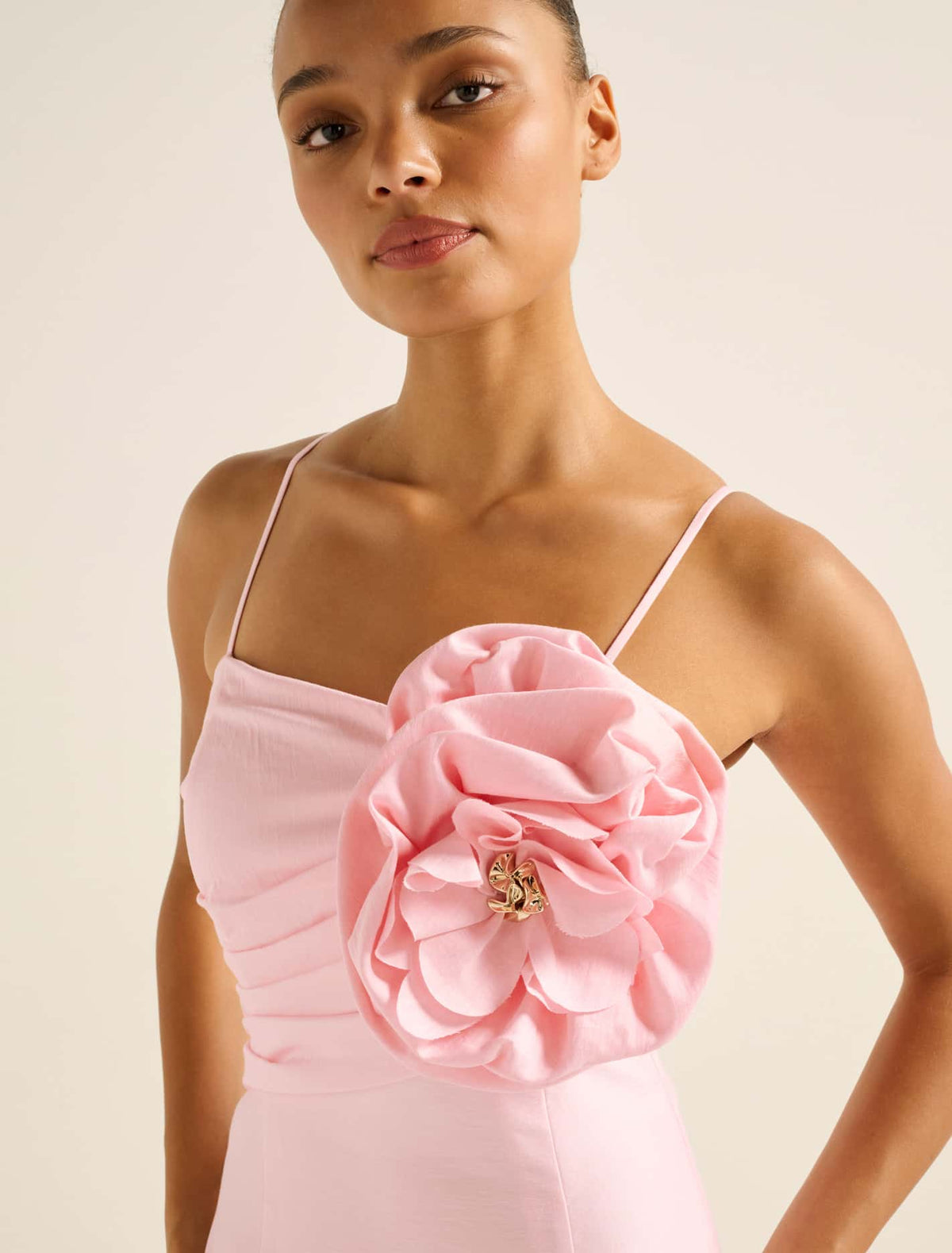 Felicia Flower Detail Midi Dress Soft Pink