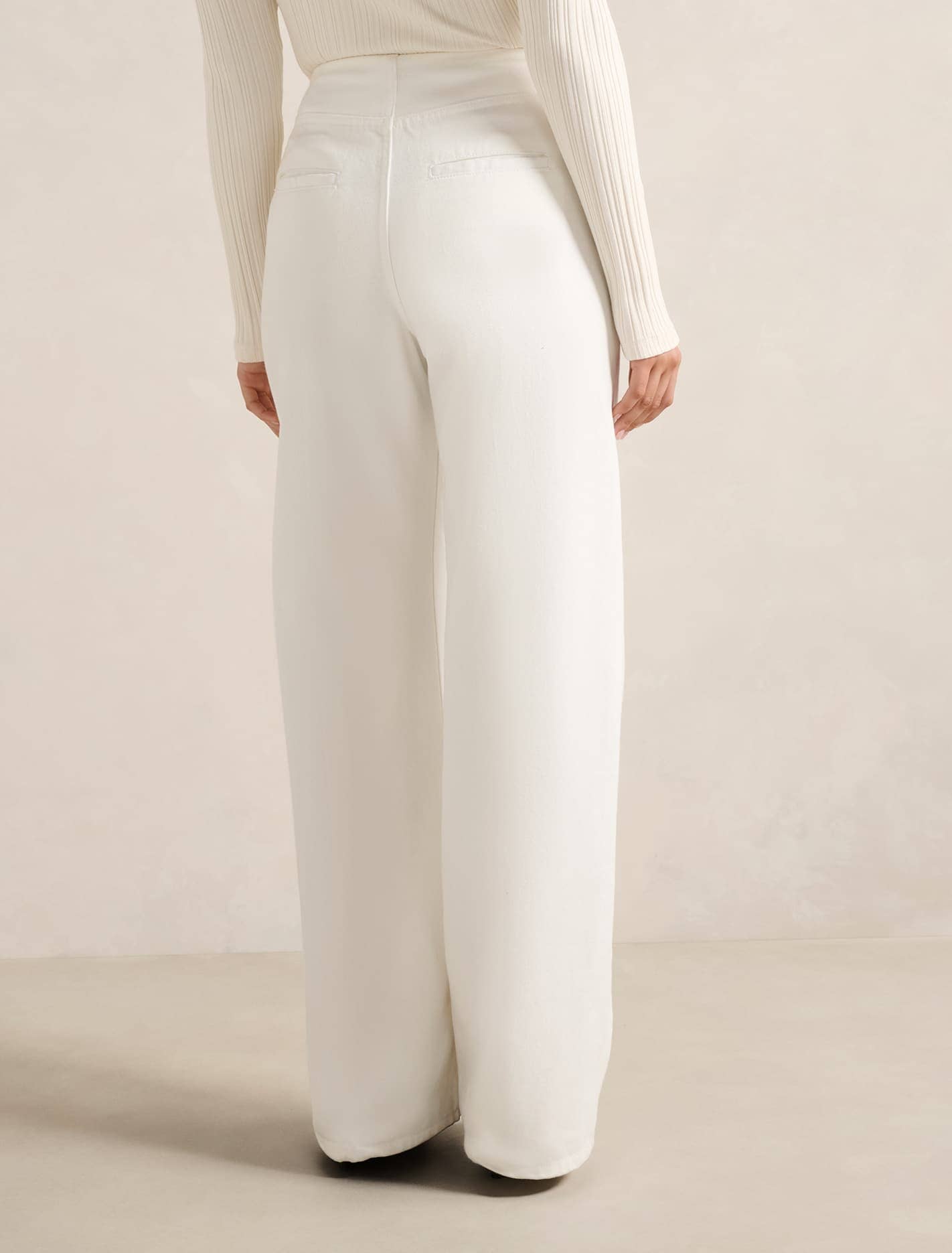 Beth Wide Leg Jean Porcelain