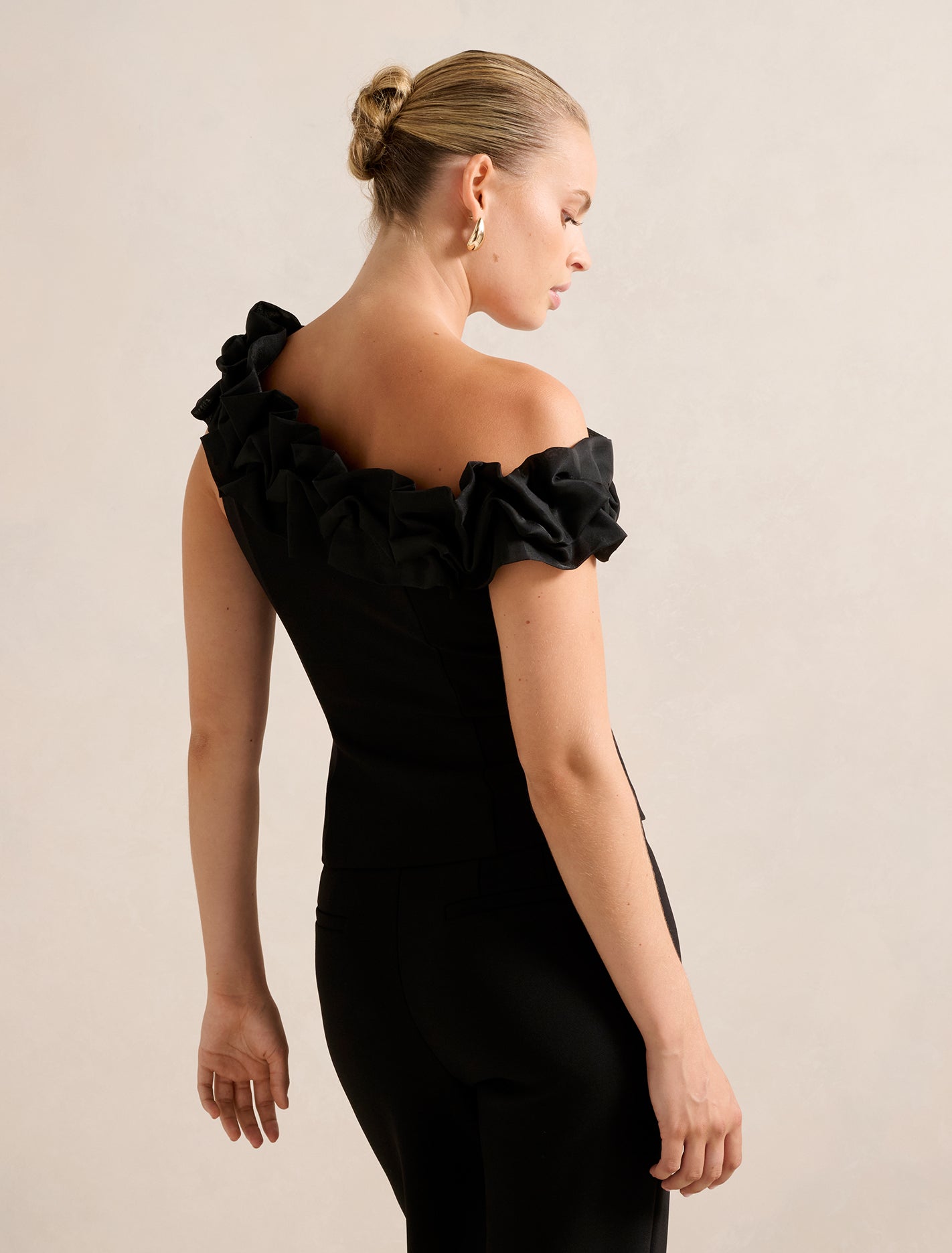 Sadie Tipped Shoulder Ruffle Top Black