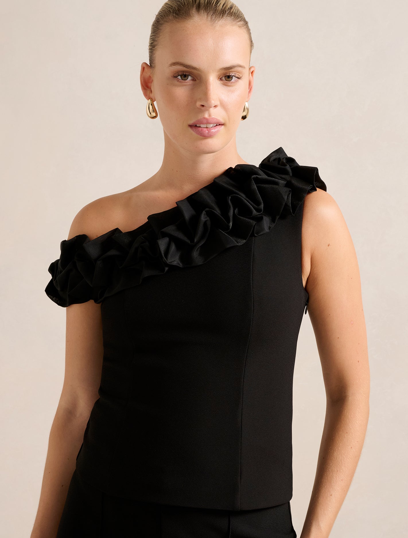 Sadie Tipped Shoulder Ruffle Top Black