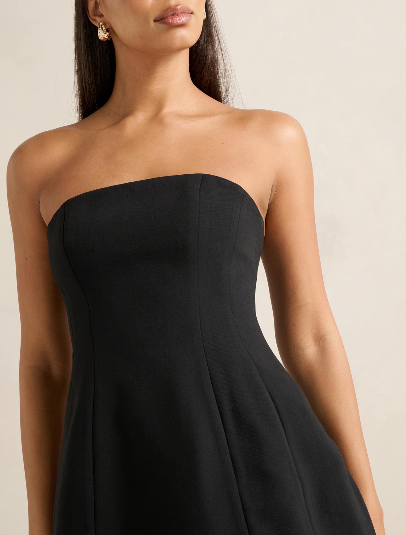 Tahlie Strapless Mini Dress Black