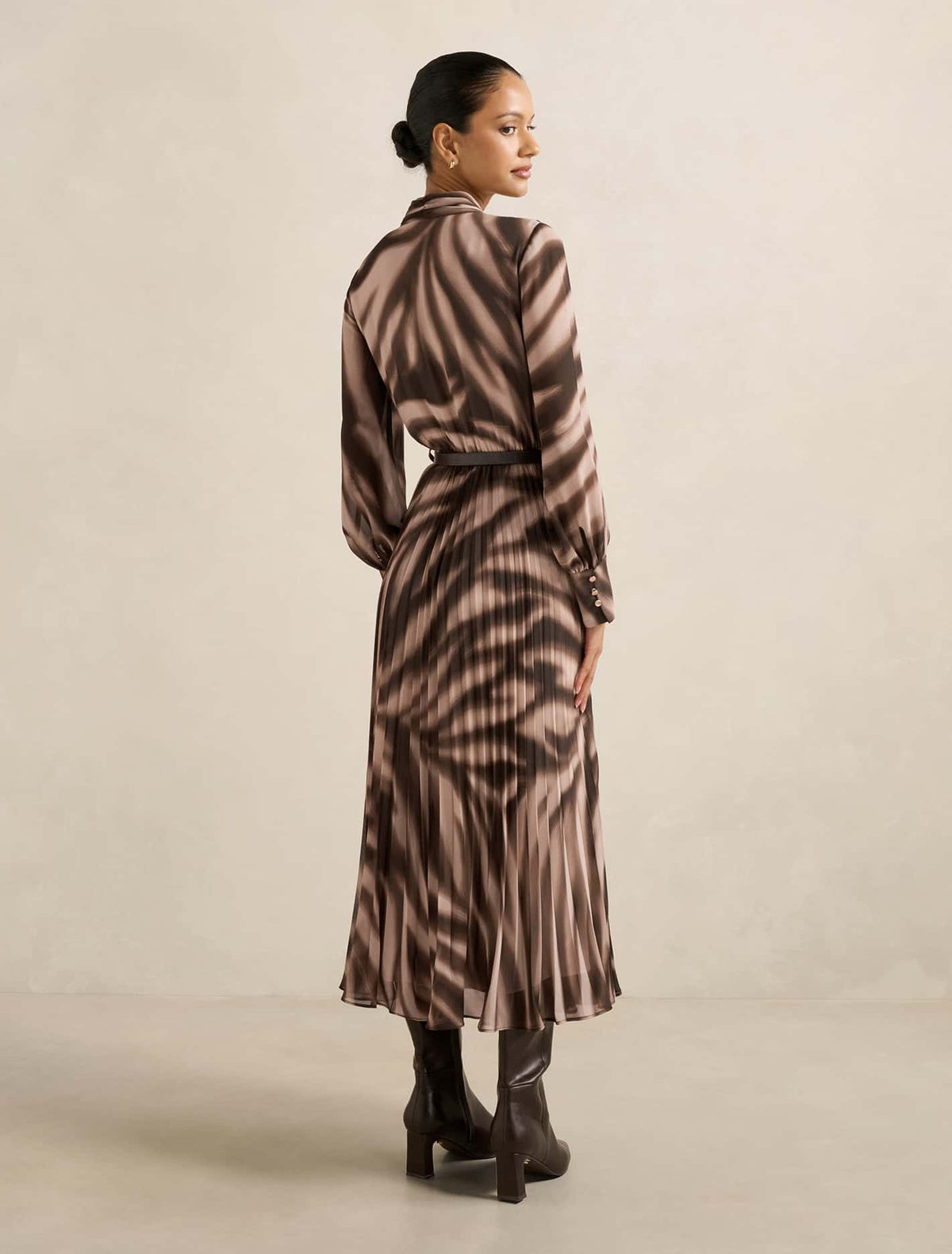Skyla Petite Pleated Midi Zaya Abstract
