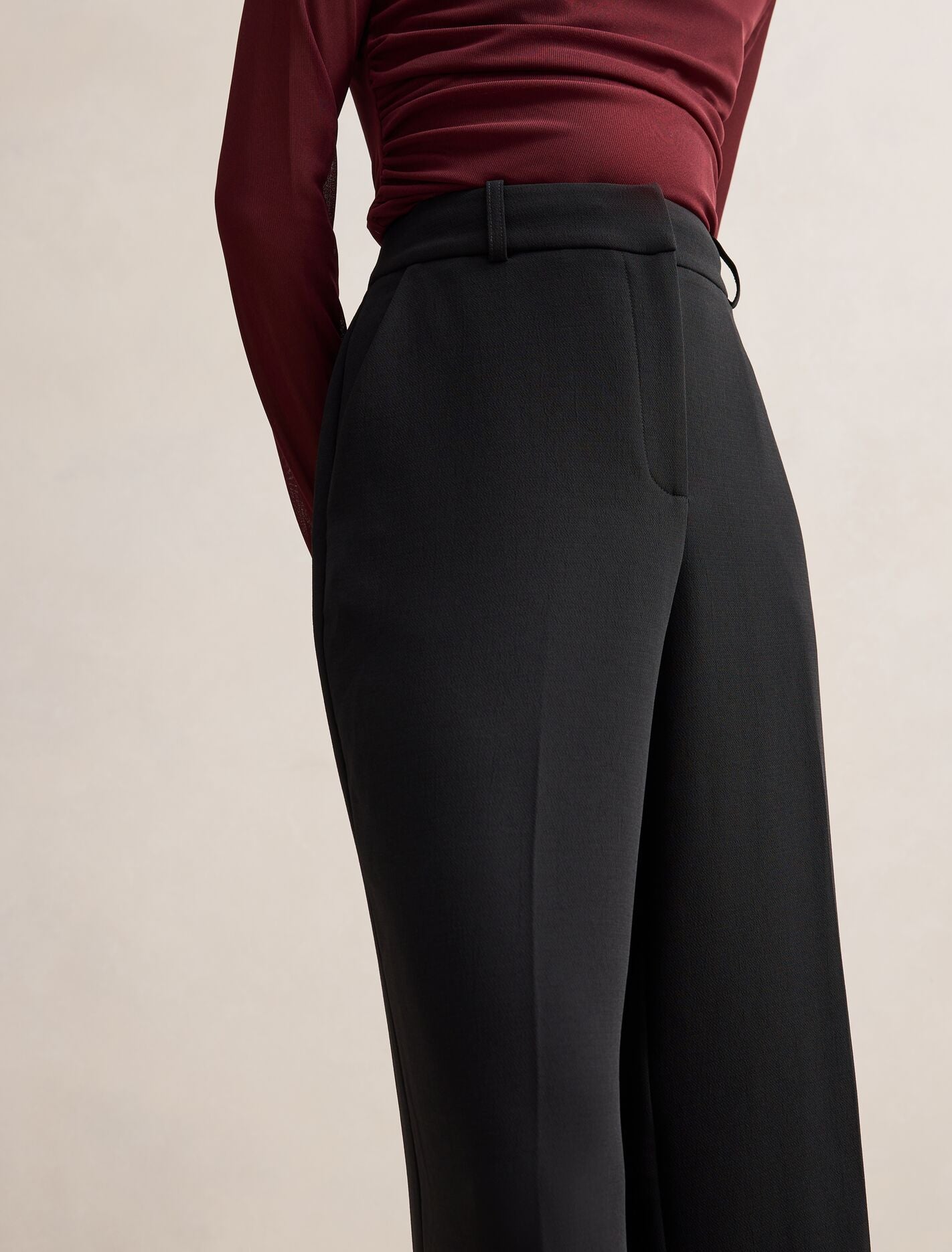 Dahlia Petite Straight Leg Pant Black