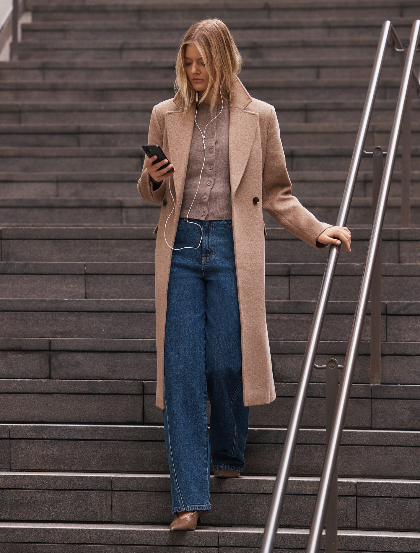 Kate Twisted Seam Wide Leg Jean Mid Wash