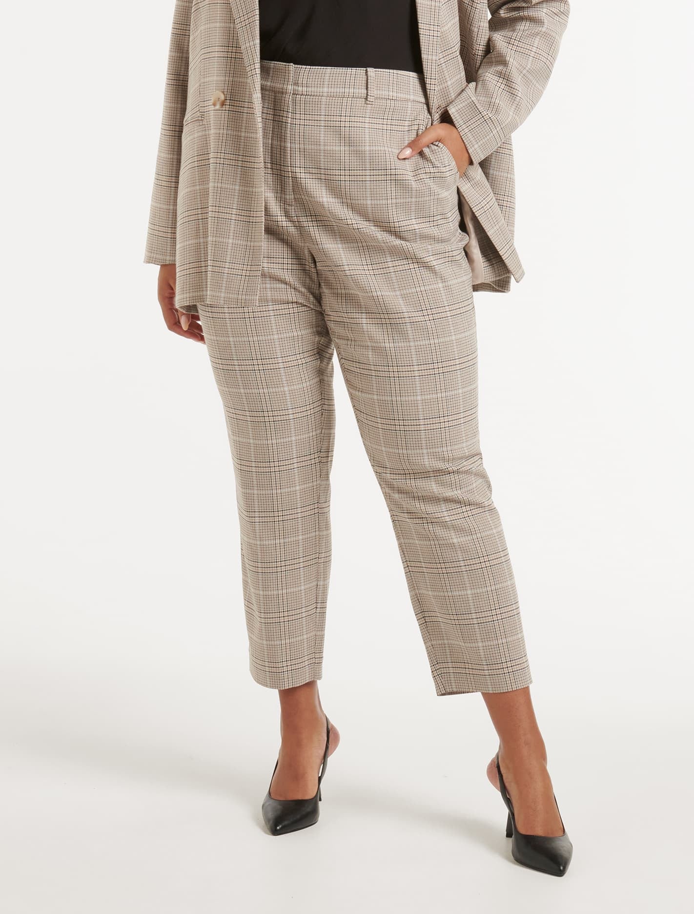 Ever New Grace Curve 7/8th Slim Pants - Camel/Blue Check Suit