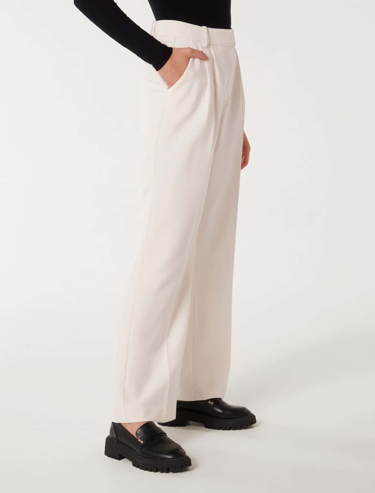 Tessa Straight-Leg Pants