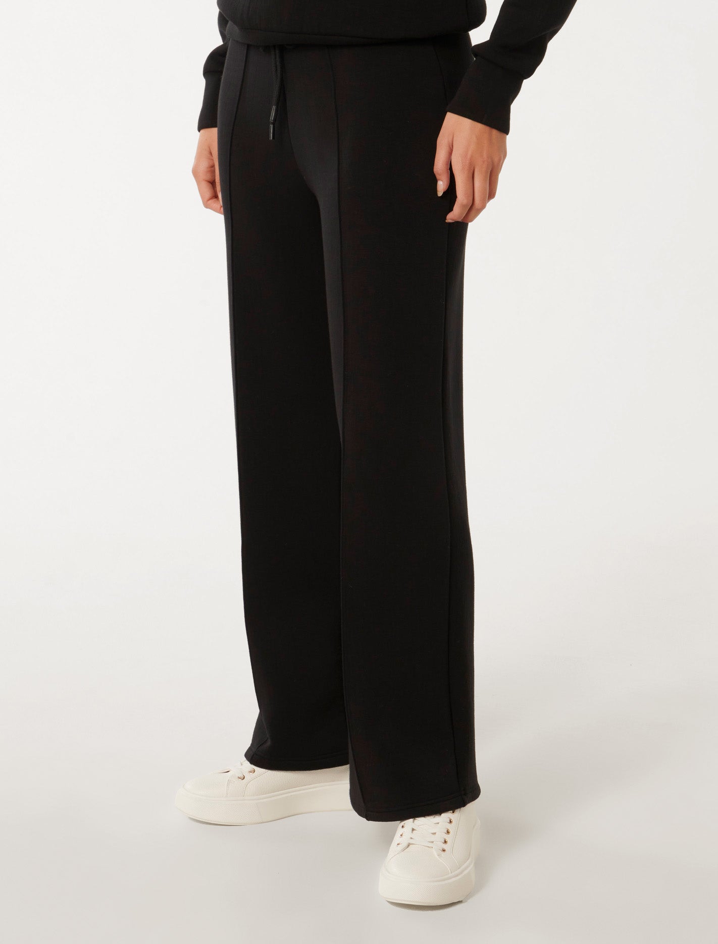 Tiana Wide Leg Sweatpants